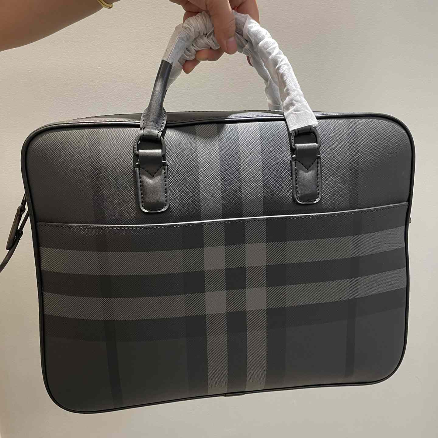 Burberry Ainsworth Checked Zipped Briefcase - DesignerGu