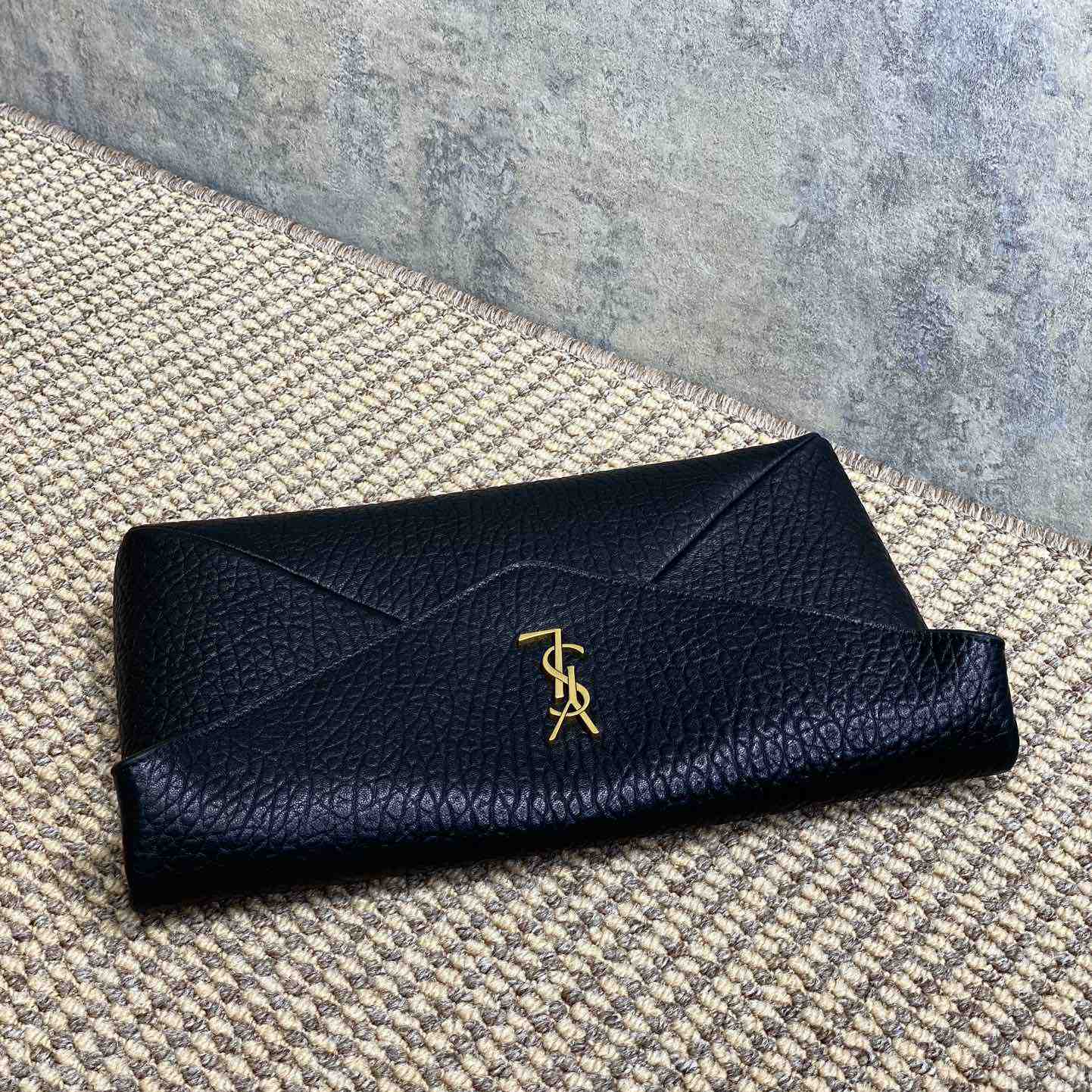 Saint Laurent Cassandre Large Envelope Pouch In Lambskin - DesignerGu