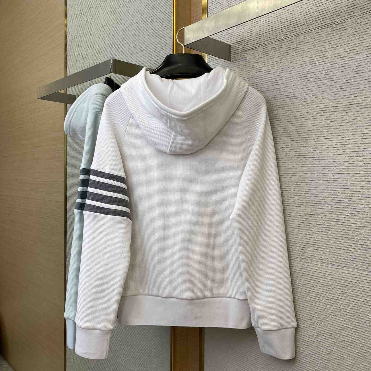 Thom Browne 4-Bar Zip-Up Cashmere Hoodie - DesignerGu