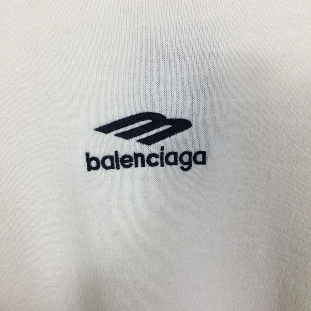 Balenciaga Ski Crewneck In White - DesignerGu