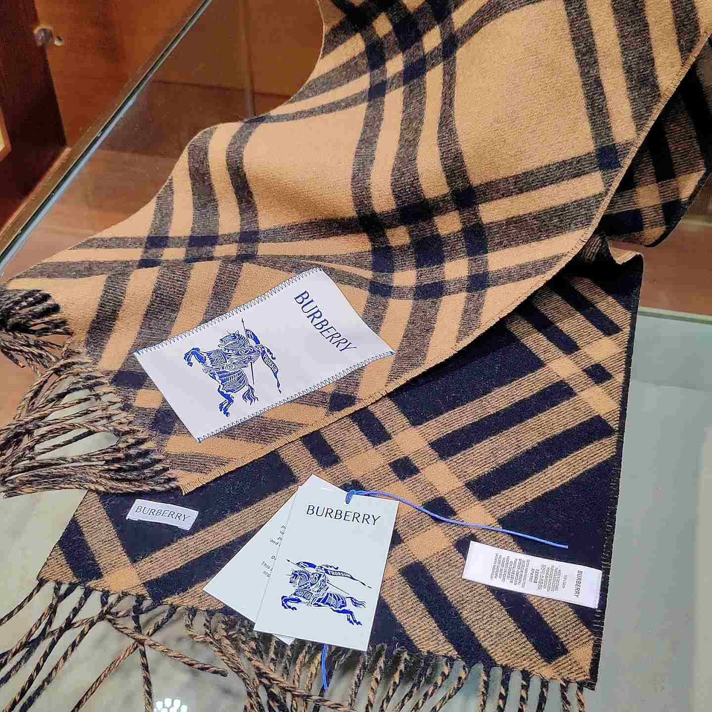 Burberry Check Cashmere Scarf - DesignerGu