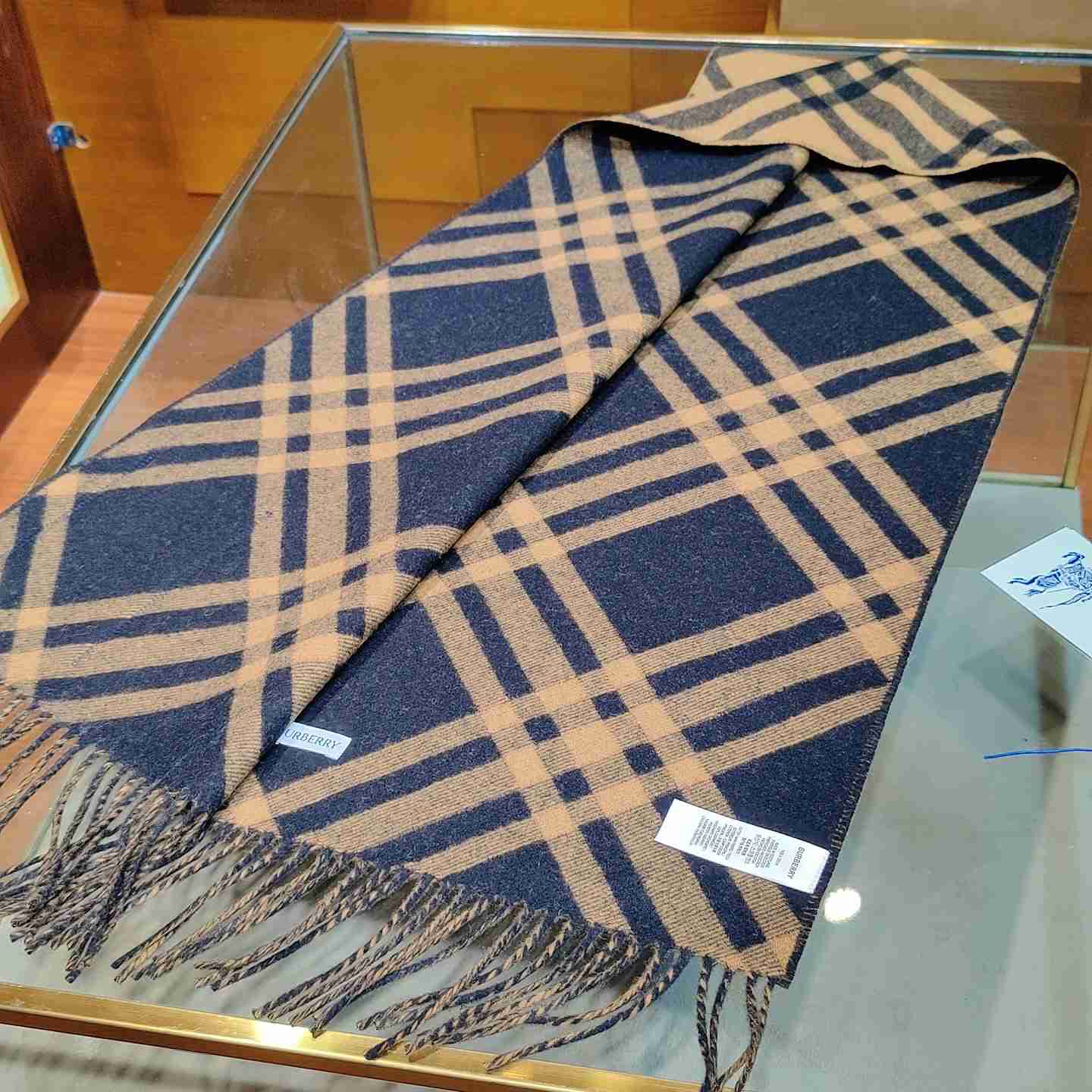 Burberry Check Cashmere Scarf - DesignerGu