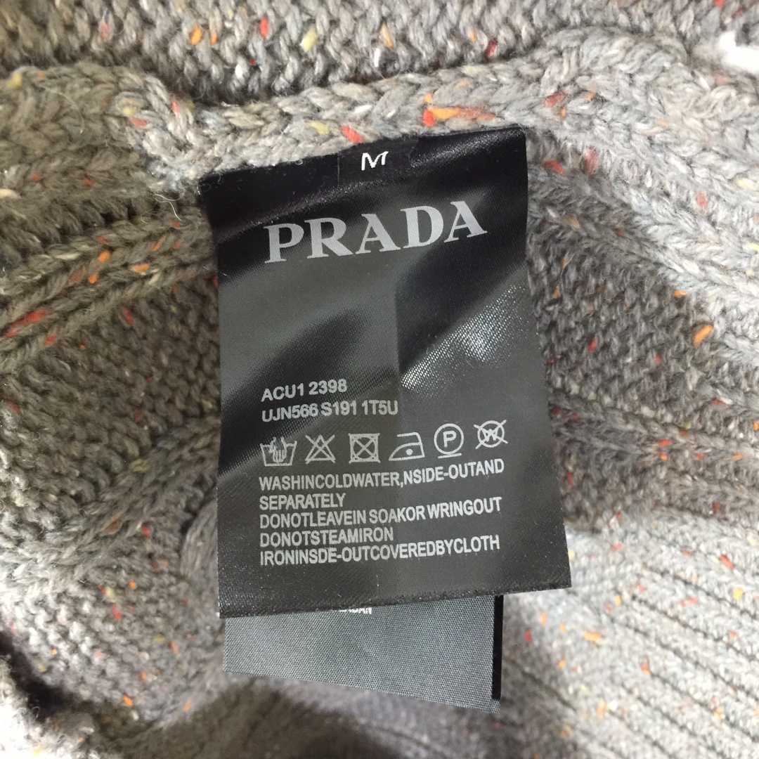 Prada Logo Sweater - DesignerGu