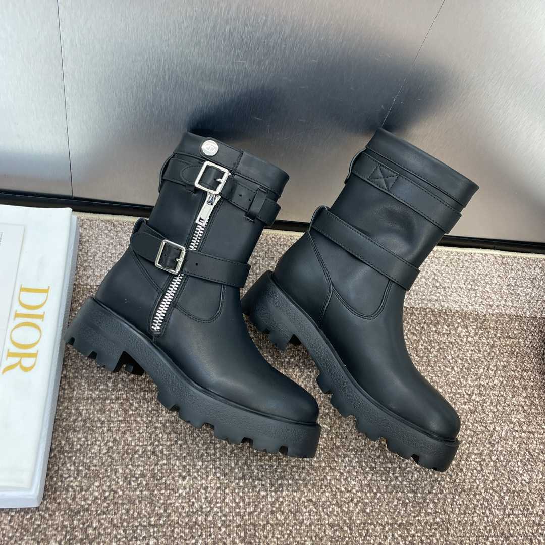 Dior D-Major Ankle Boot   - DesignerGu