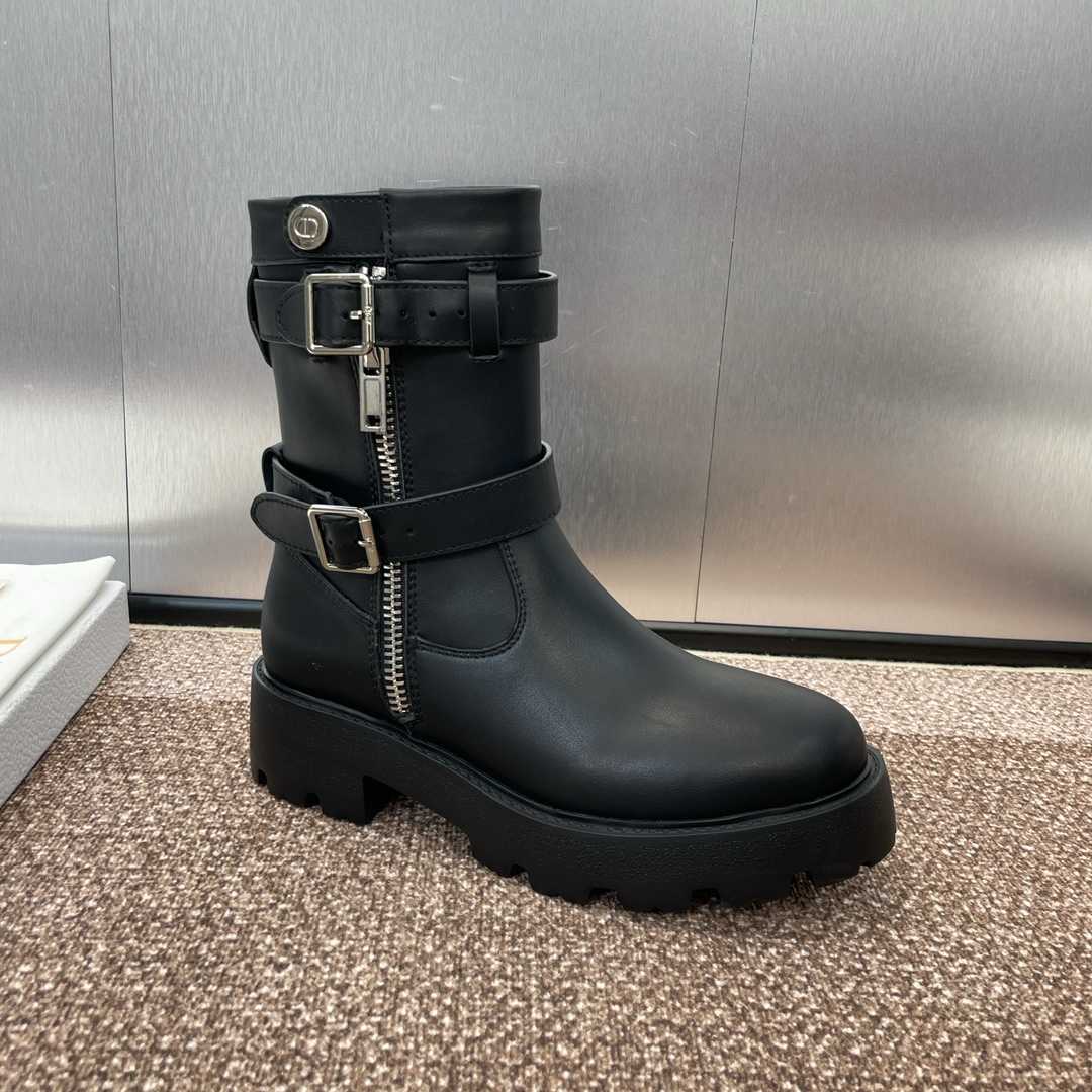 Dior D-Major Ankle Boot   - DesignerGu