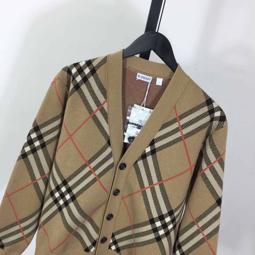 Burberry Check Wool Blend Cardigan - DesignerGu