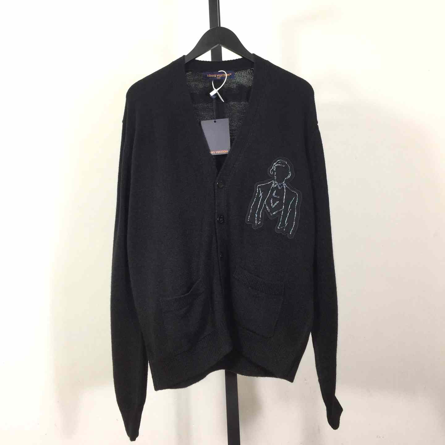 Louis Vuitton Embroidered Wool Cardigan  1AFAOJ - DesignerGu