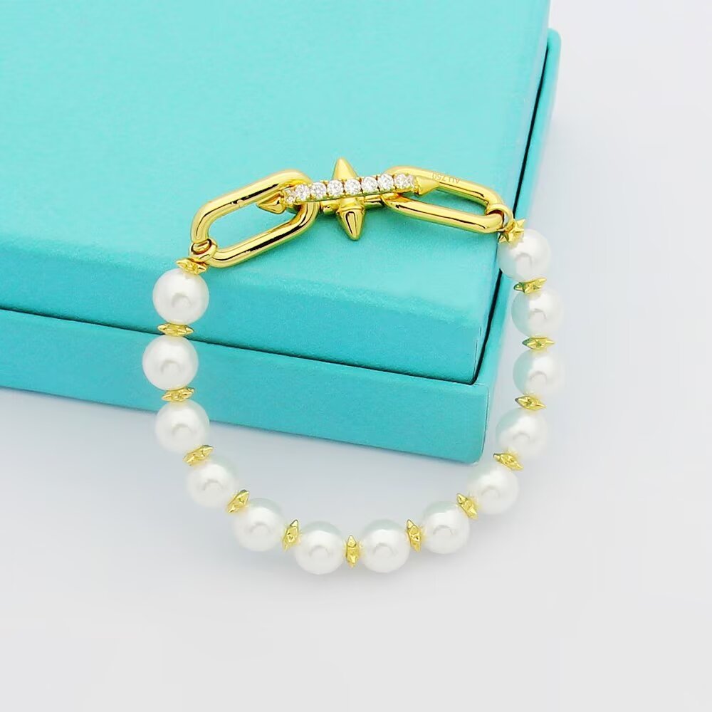 Tiffany & Co. Pearl Bracelet - DesignerGu