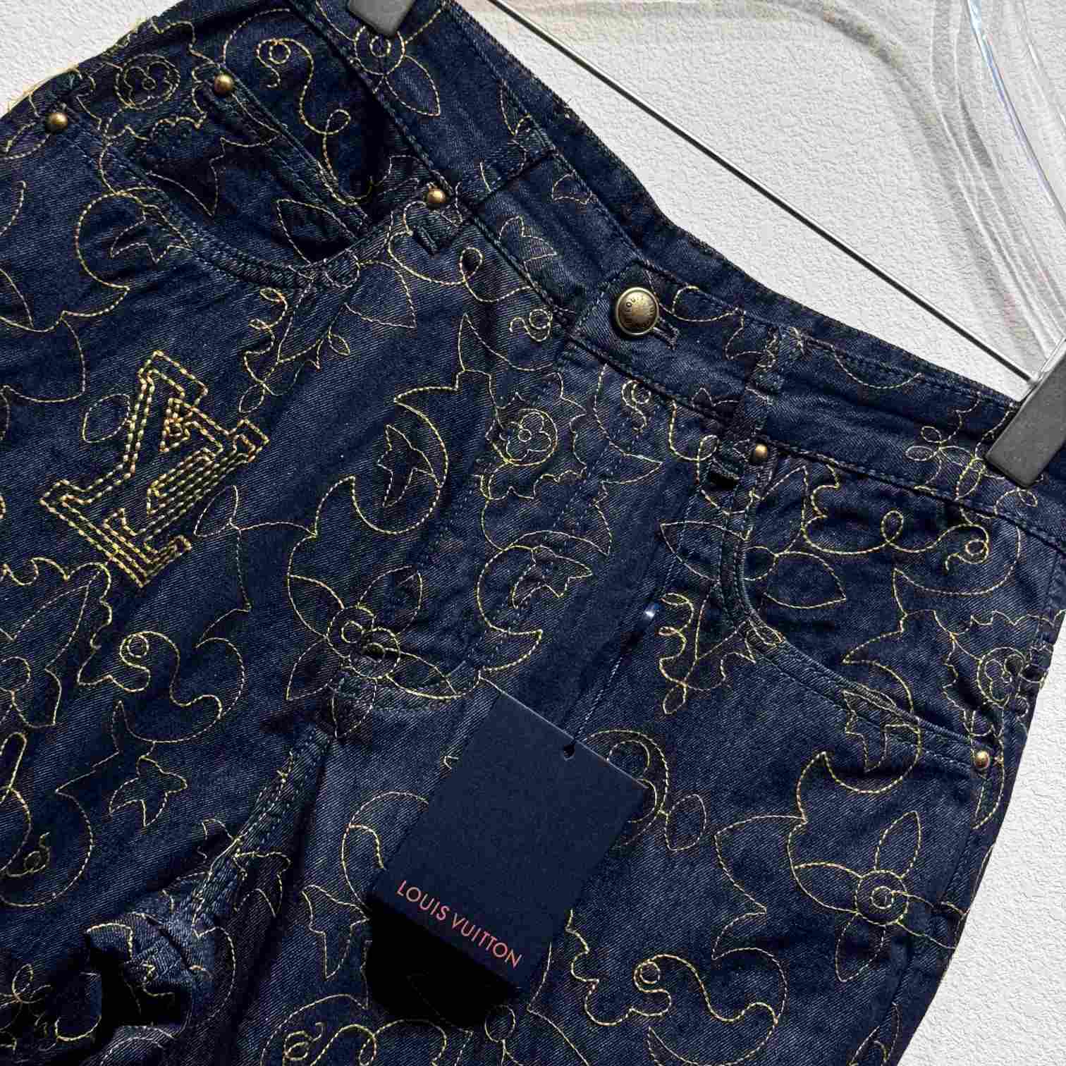 Louis Vuitton Embroidered Denim Pants    1AFX90 - DesignerGu