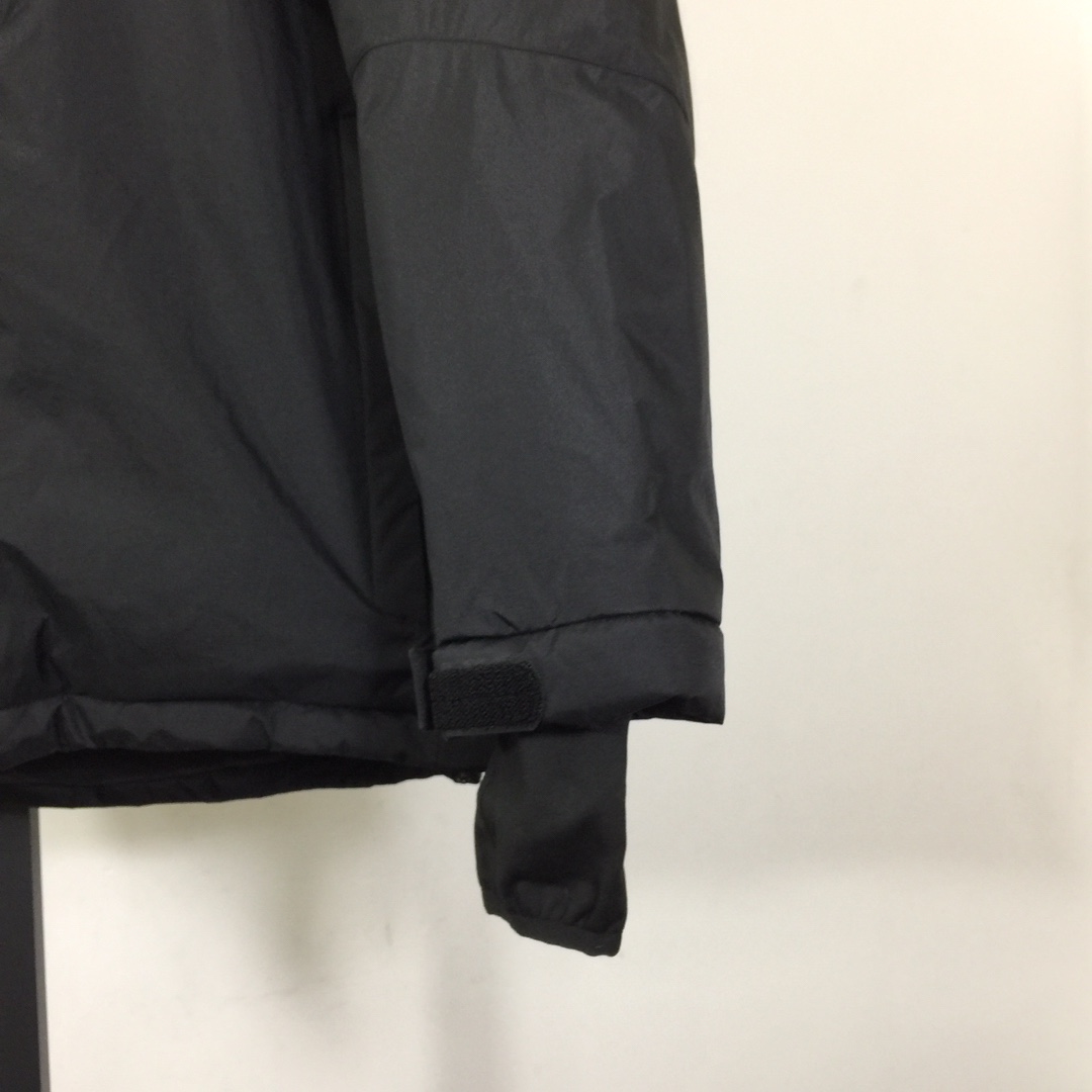 The North Face Short Down Jacket - DesignerGu