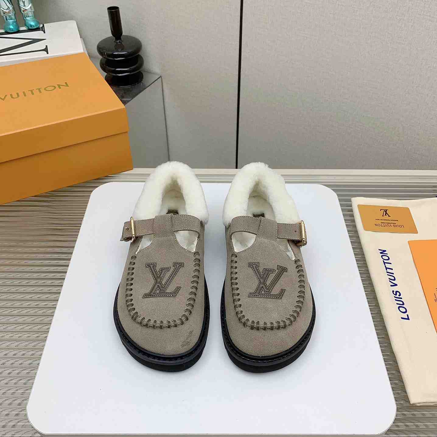 Louis Vuitton Colorado Comfort Mary Jane    - DesignerGu