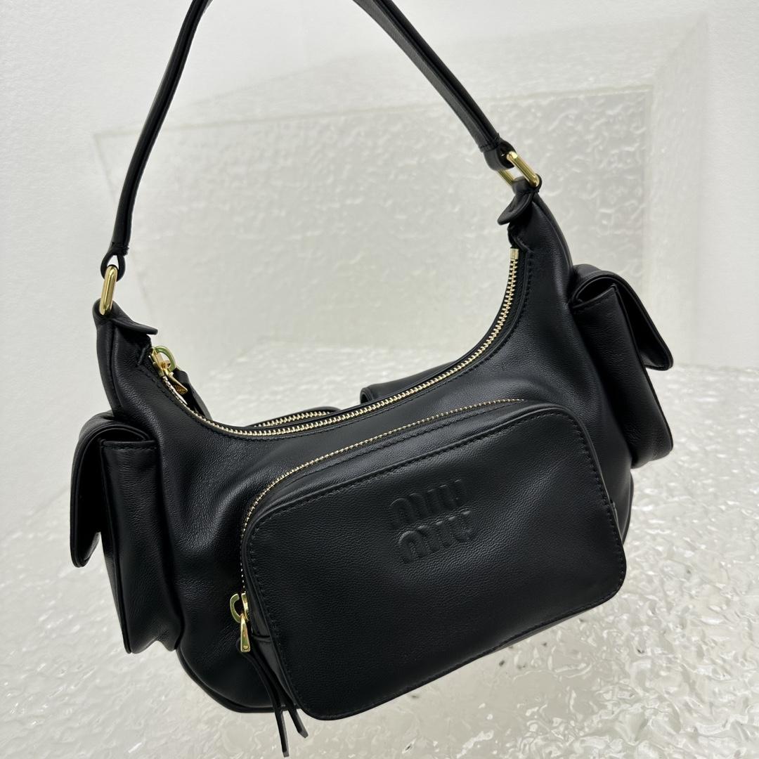 Miu Miu Nappa Leather Pocket Bag (21-12-6cm) - DesignerGu