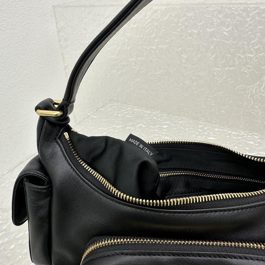 Miu Miu Nappa Leather Pocket Bag (21-12-6cm) - DesignerGu