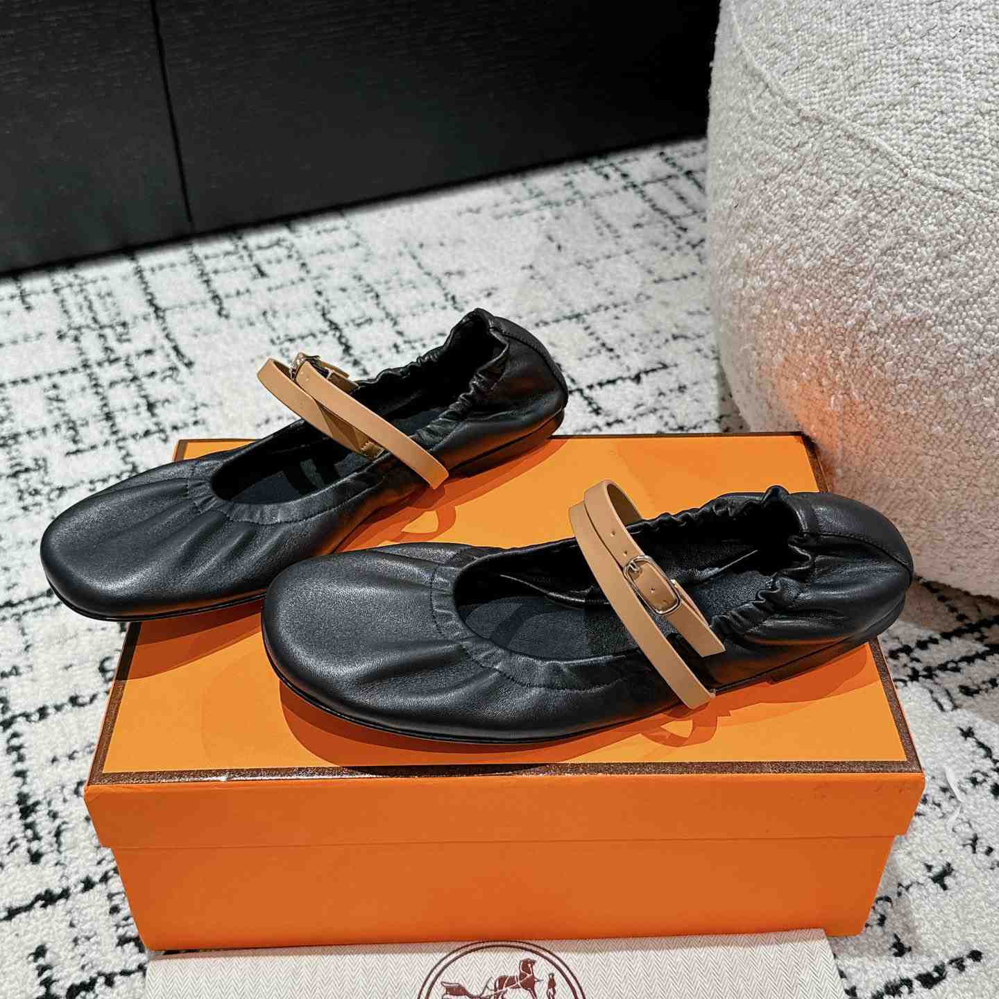 Hermes Jolly Ballet Flat - DesignerGu