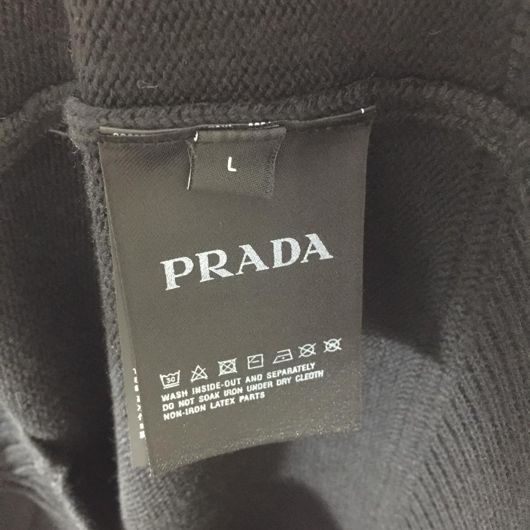 Prada Logo Sweater - DesignerGu