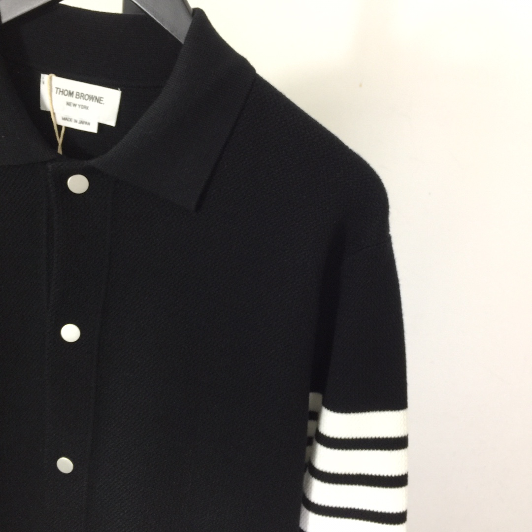 Thom Browne 4-Bar Jacket In Black - DesignerGu