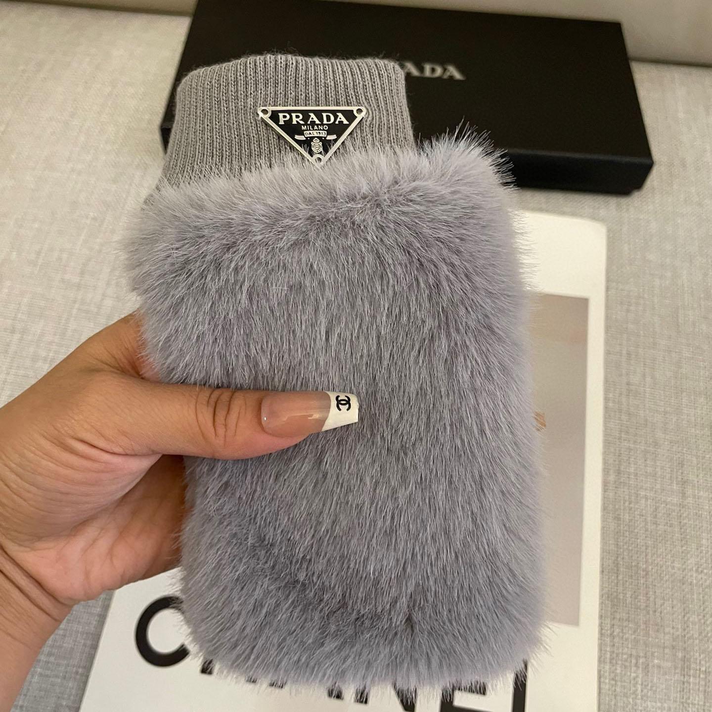 Prada Gloves  - DesignerGu