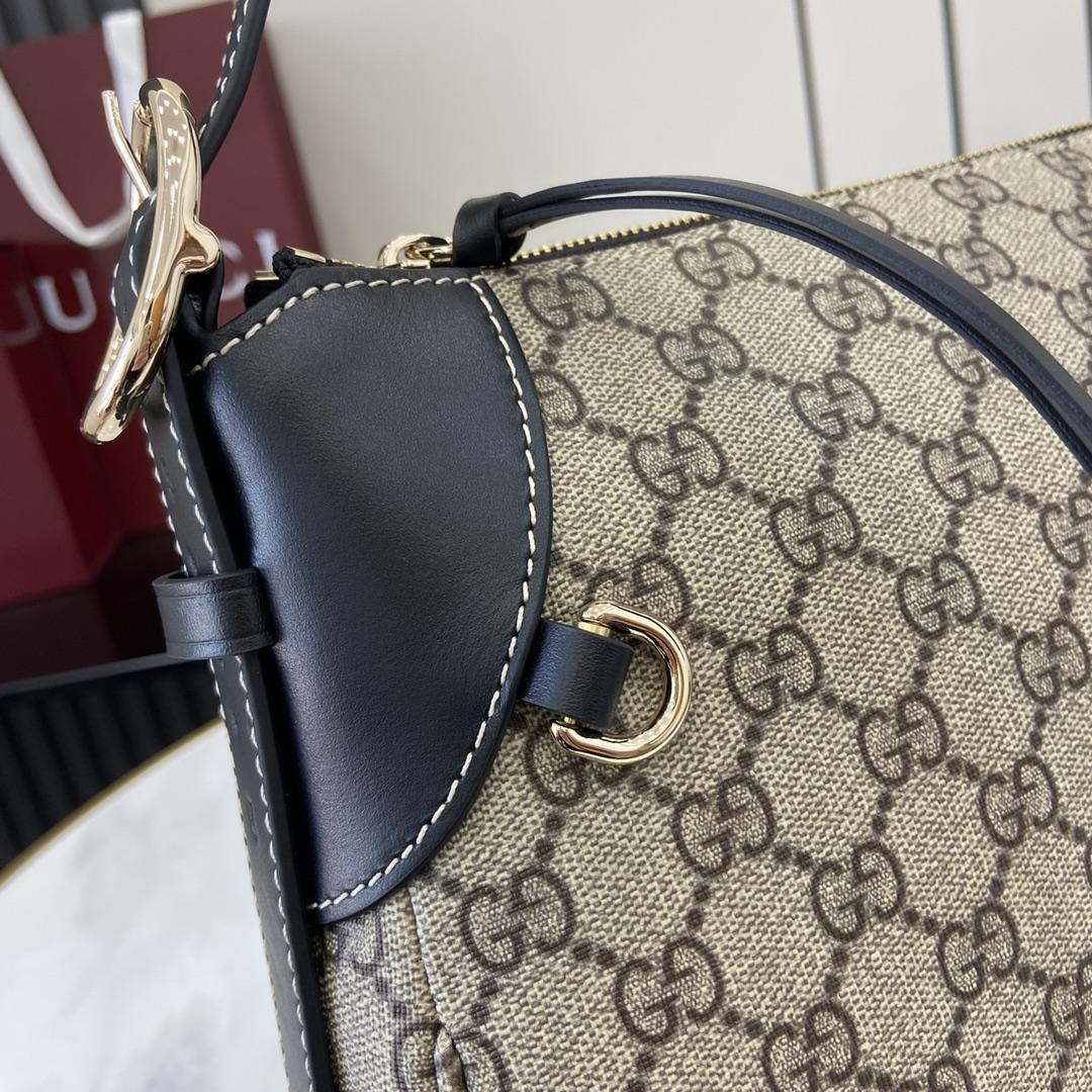 Gucci GG Emblem Medium Shoulder Bag - DesignerGu