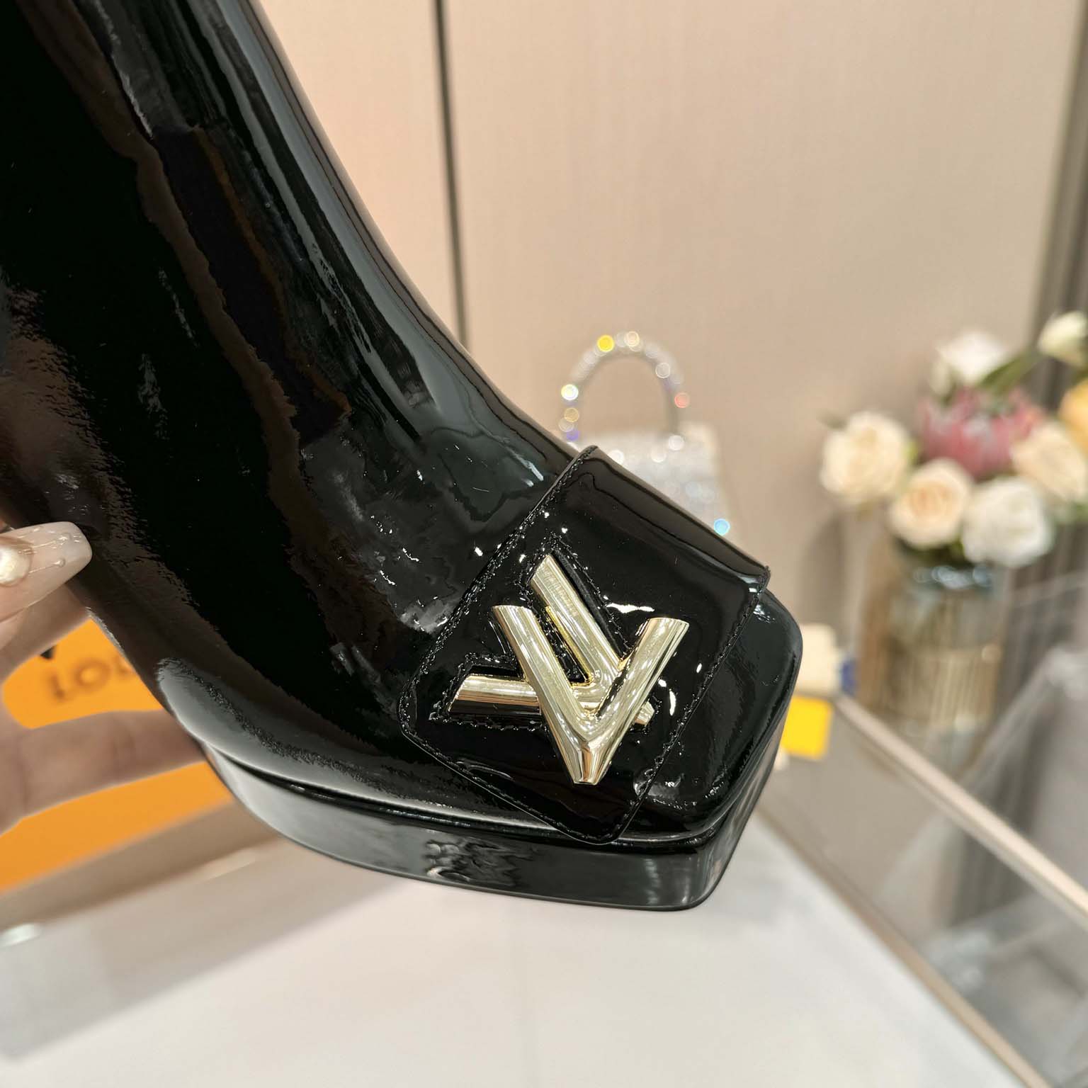 Louis Vuitton Shake Platform Ankle - DesignerGu