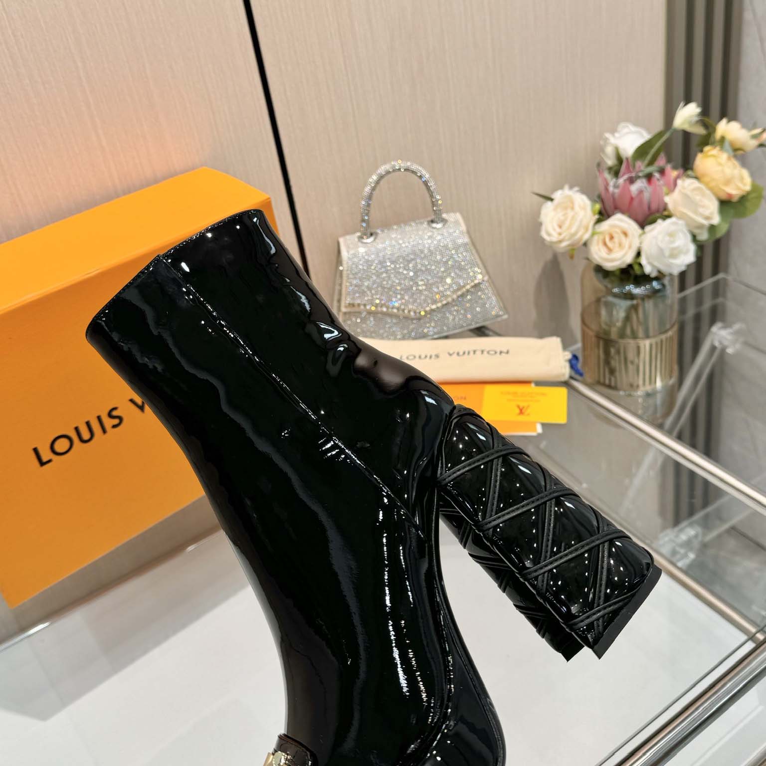 Louis Vuitton Shake Platform Ankle - DesignerGu