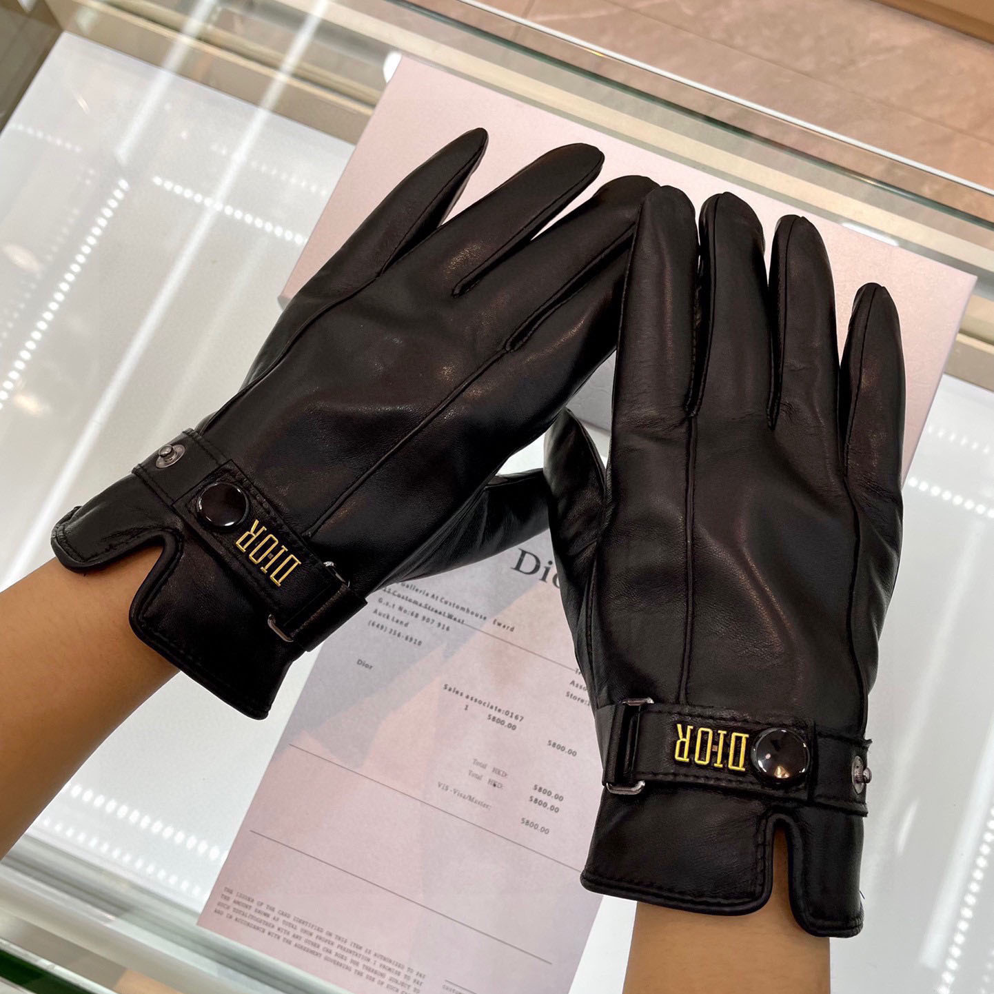 Dior Gloves  - DesignerGu