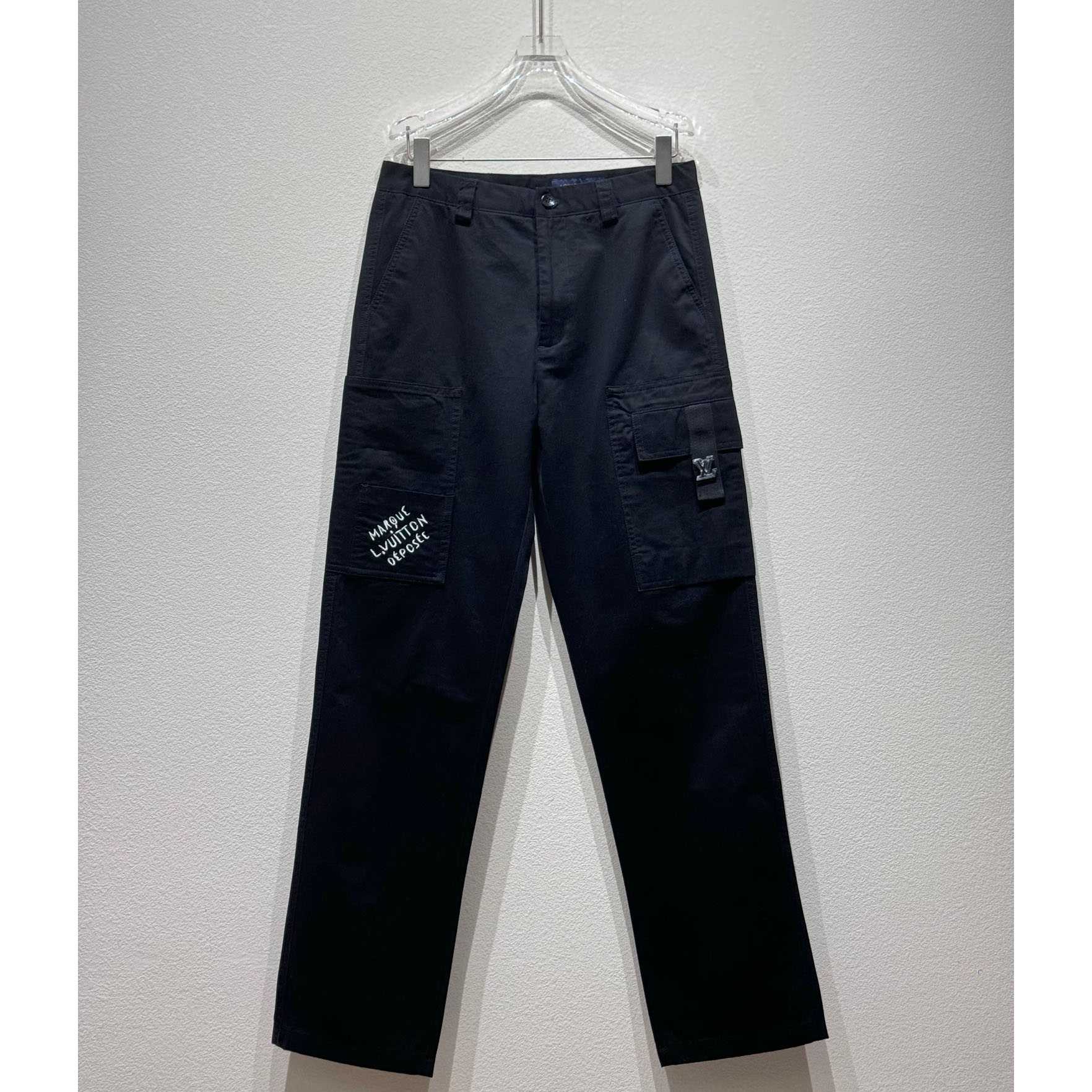 Louis Vuitton Signature Cotton Cargo Pants  1AFJ90 - DesignerGu