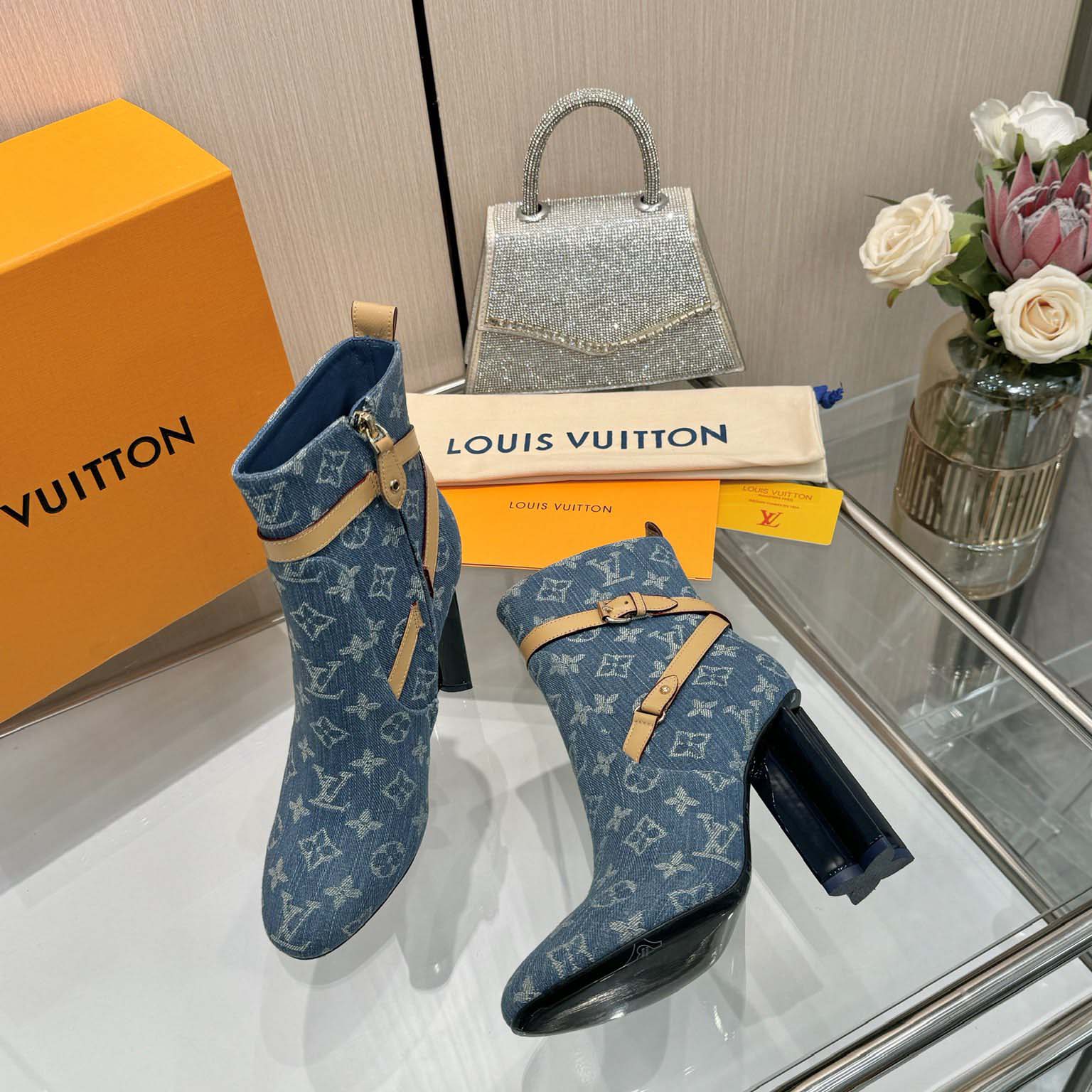 Louis Vuitton Silhouette Ankle Boot - DesignerGu