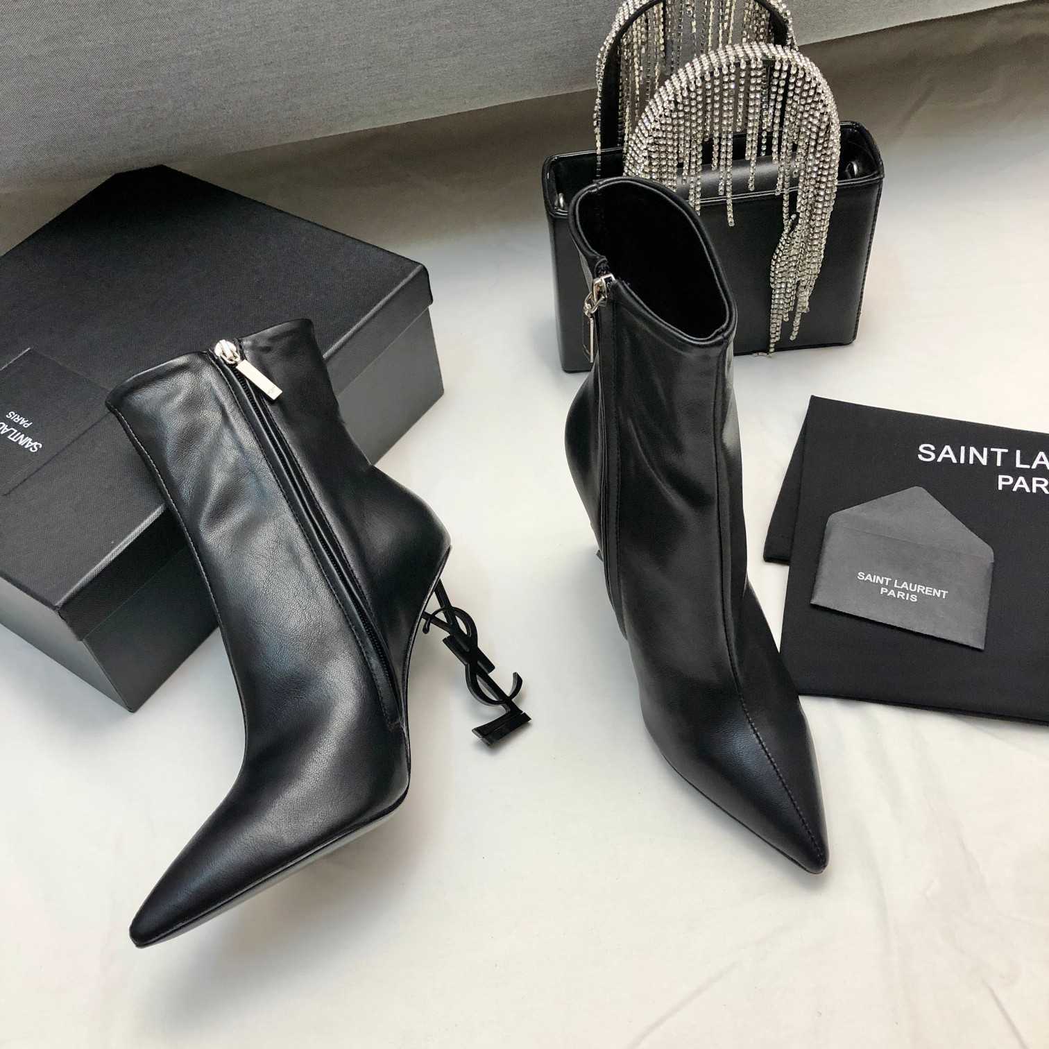 Saint Laurent Ankle Boots - DesignerGu