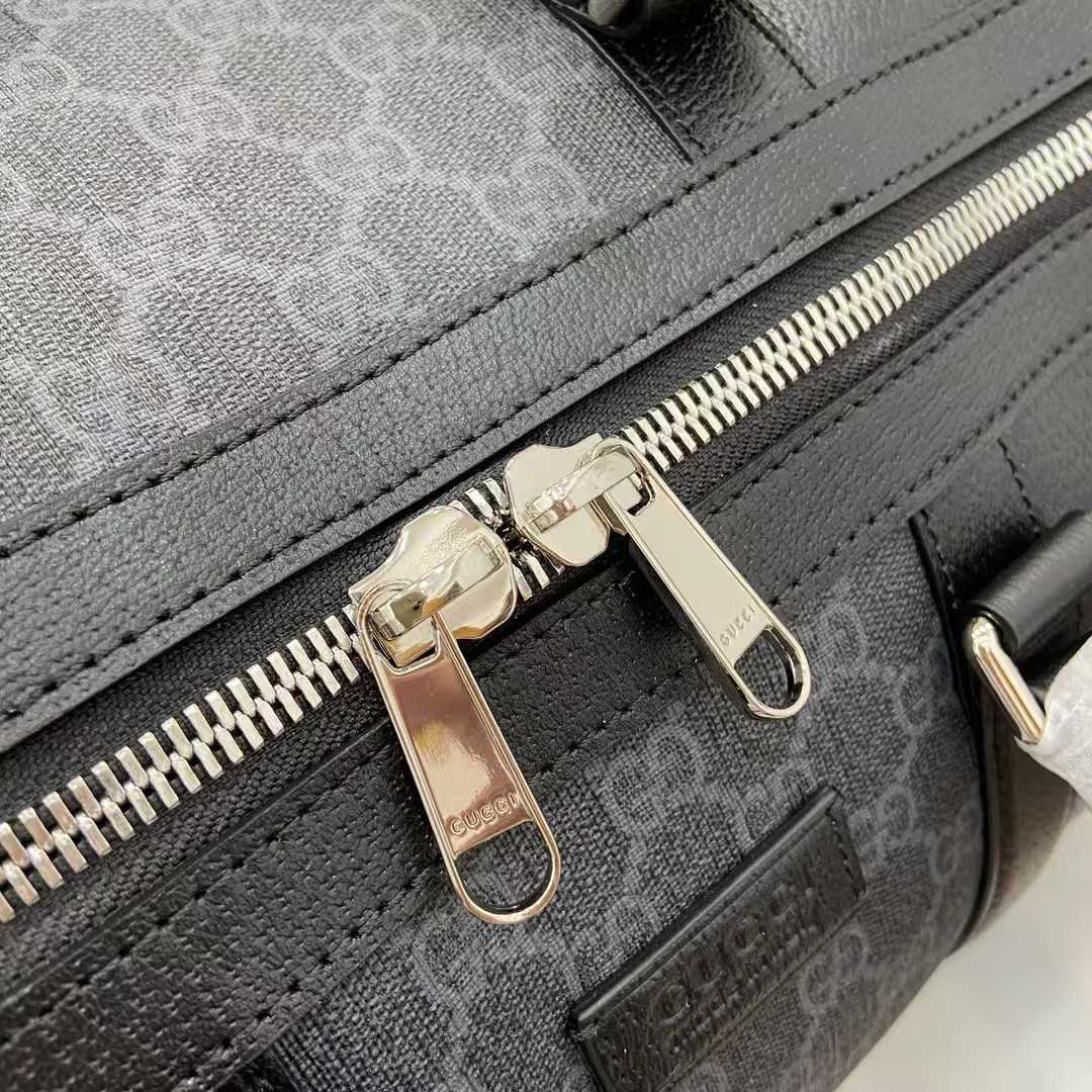 Gucci GG Medium Duffle Bag - DesignerGu