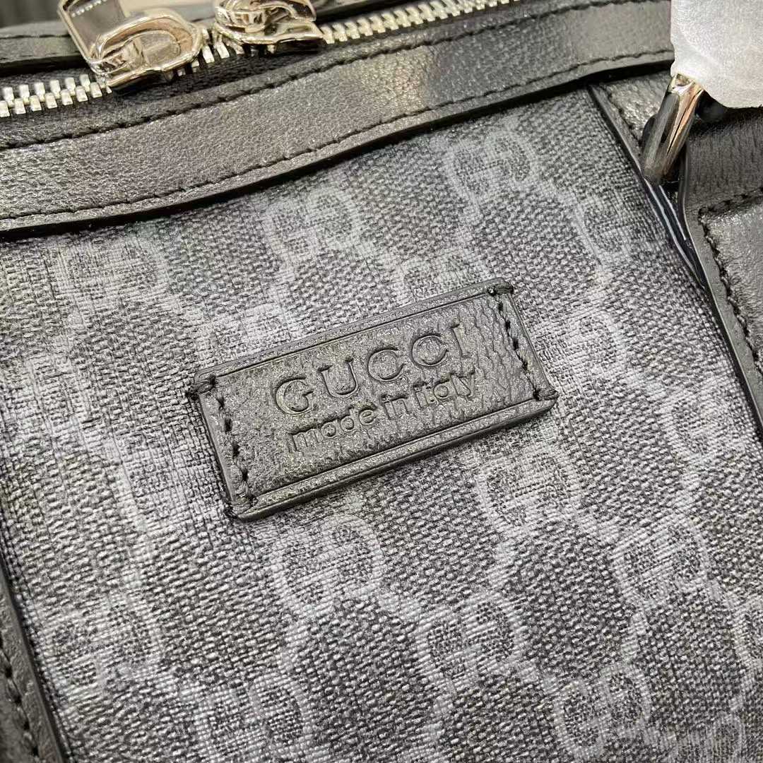 Gucci GG Medium Duffle Bag - DesignerGu