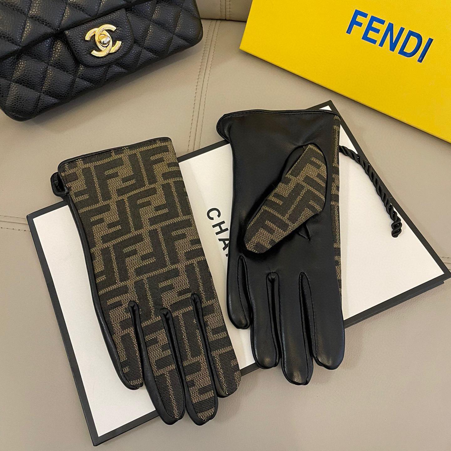 Fendi Gloves - DesignerGu