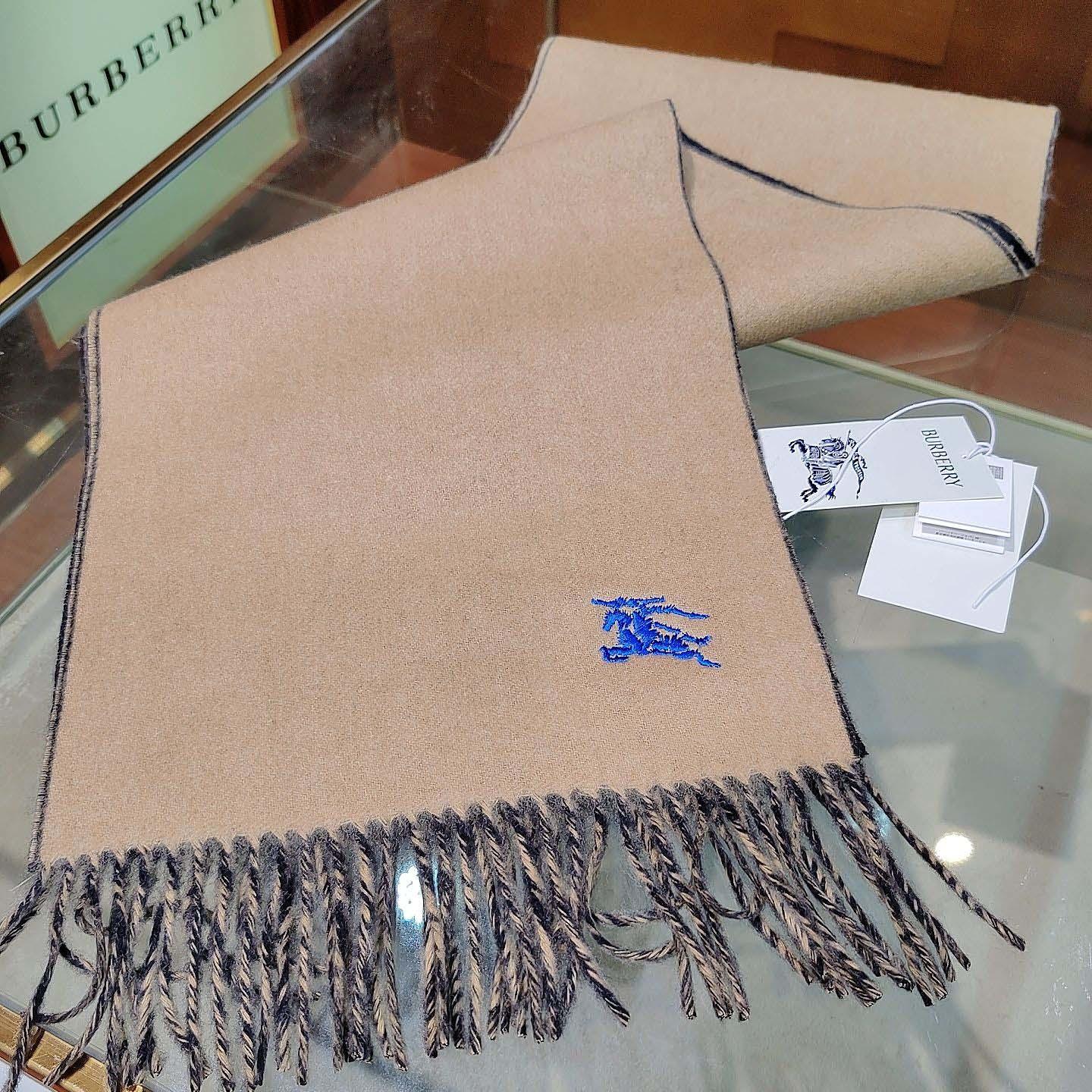 Burberry Reversible Cashmere Scarf - DesignerGu