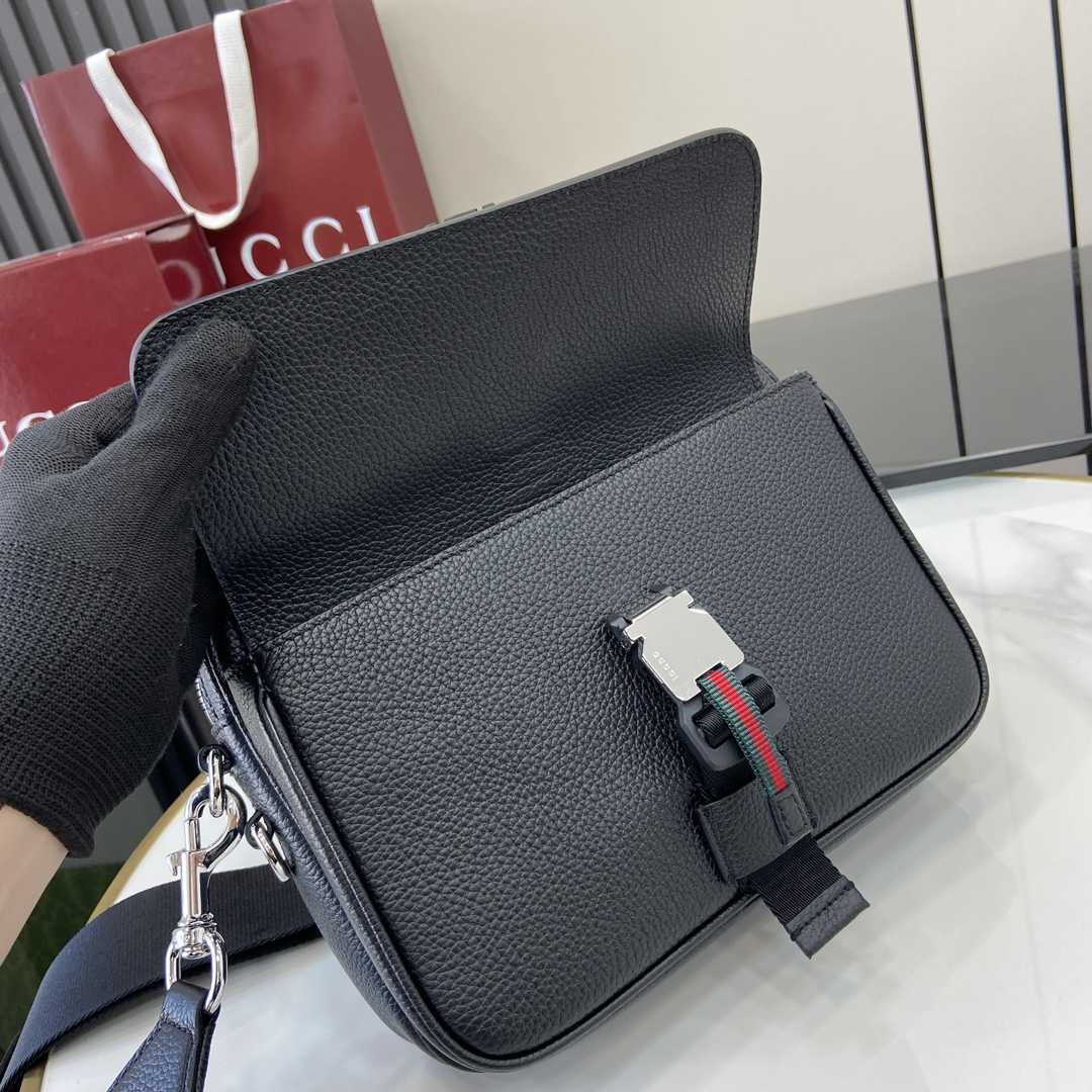 Gucci Small Crossbody Bag With Web - DesignerGu