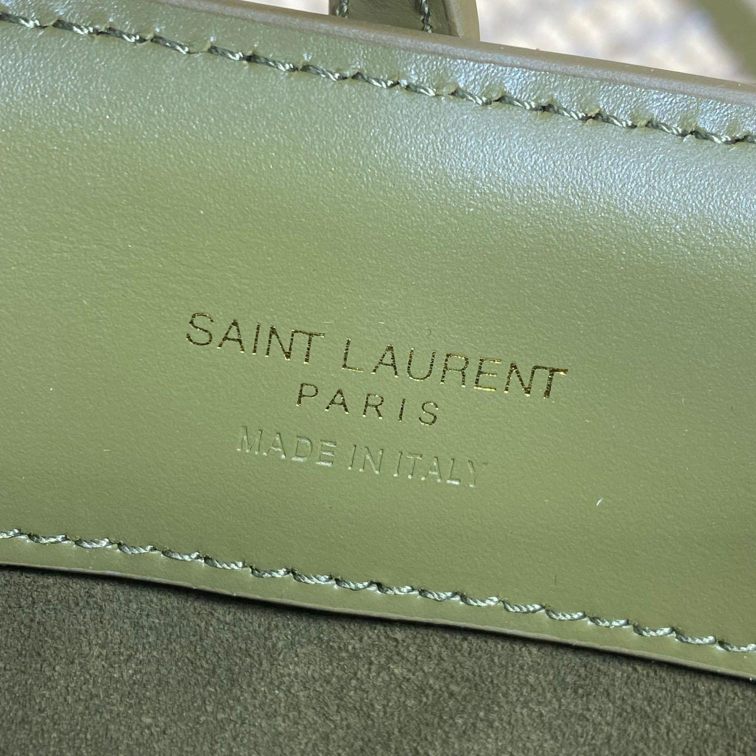 Saint Laurent Le 37 Mini In Shiny Leather - DesignerGu