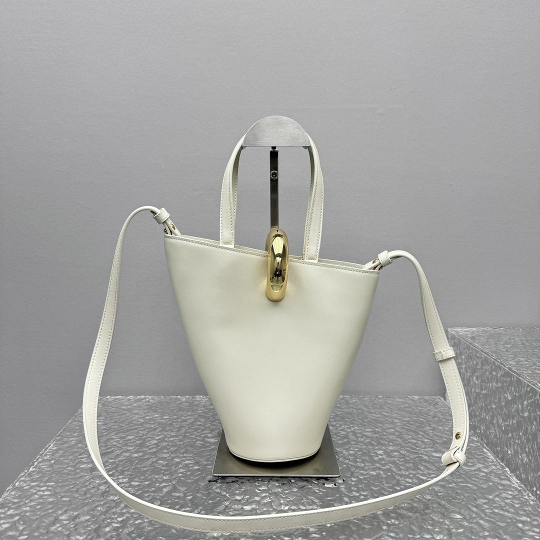 Jacquemus Le Petit Bambola Bag （10x10x20cm） - DesignerGu