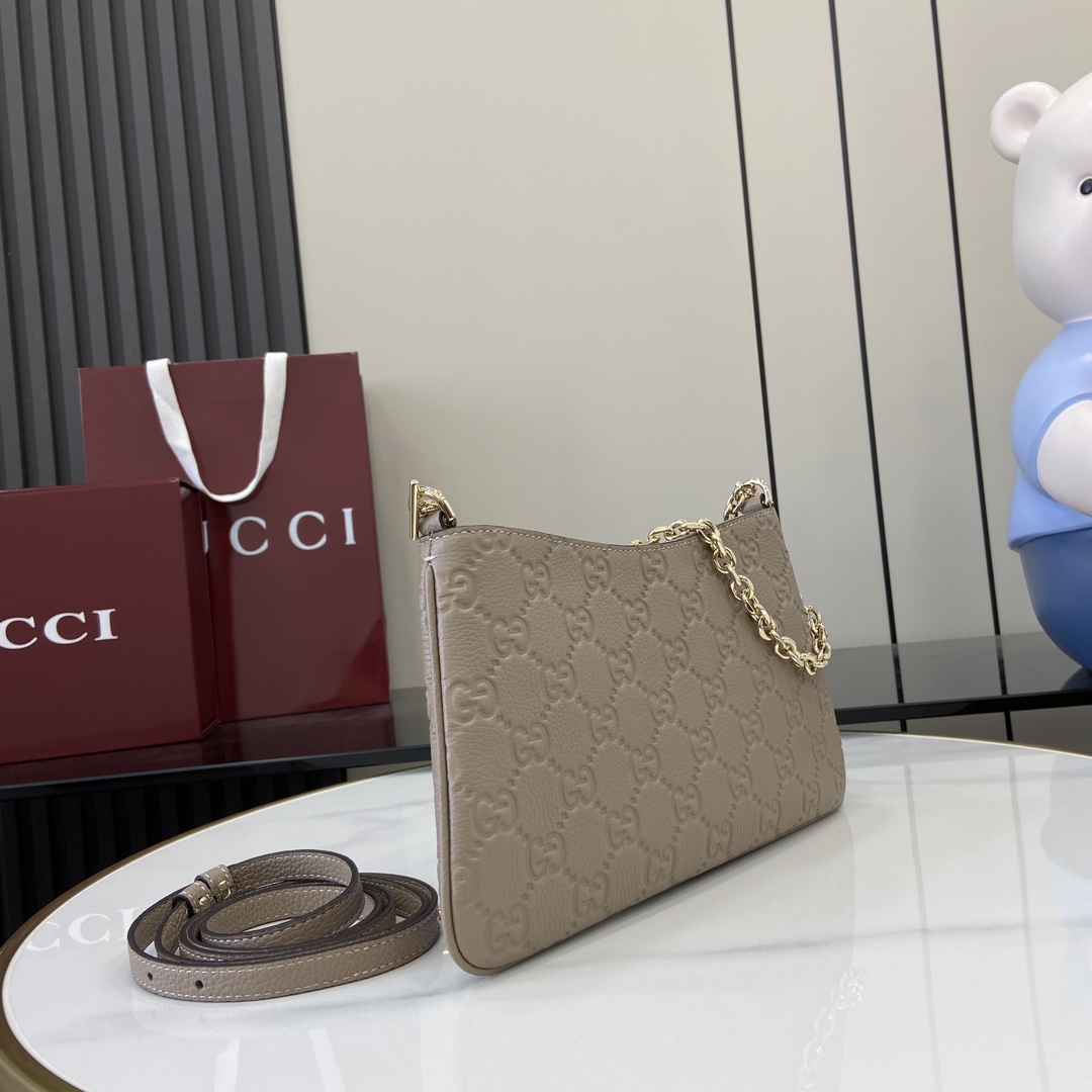 Gucci GG Emblem Medium Shoulder Bag - DesignerGu