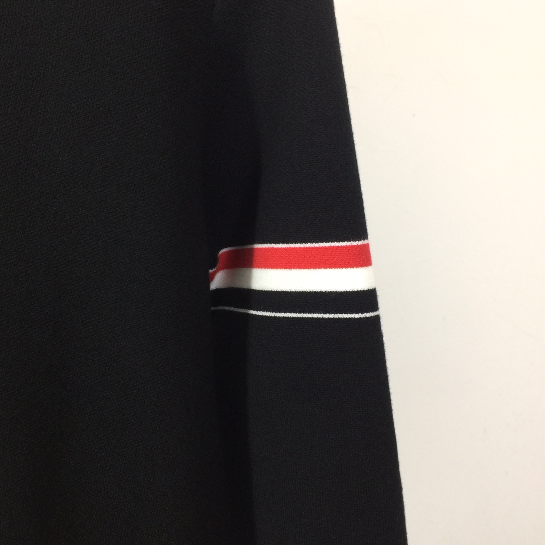 Thom Browne 4-Bar Cardigan - DesignerGu