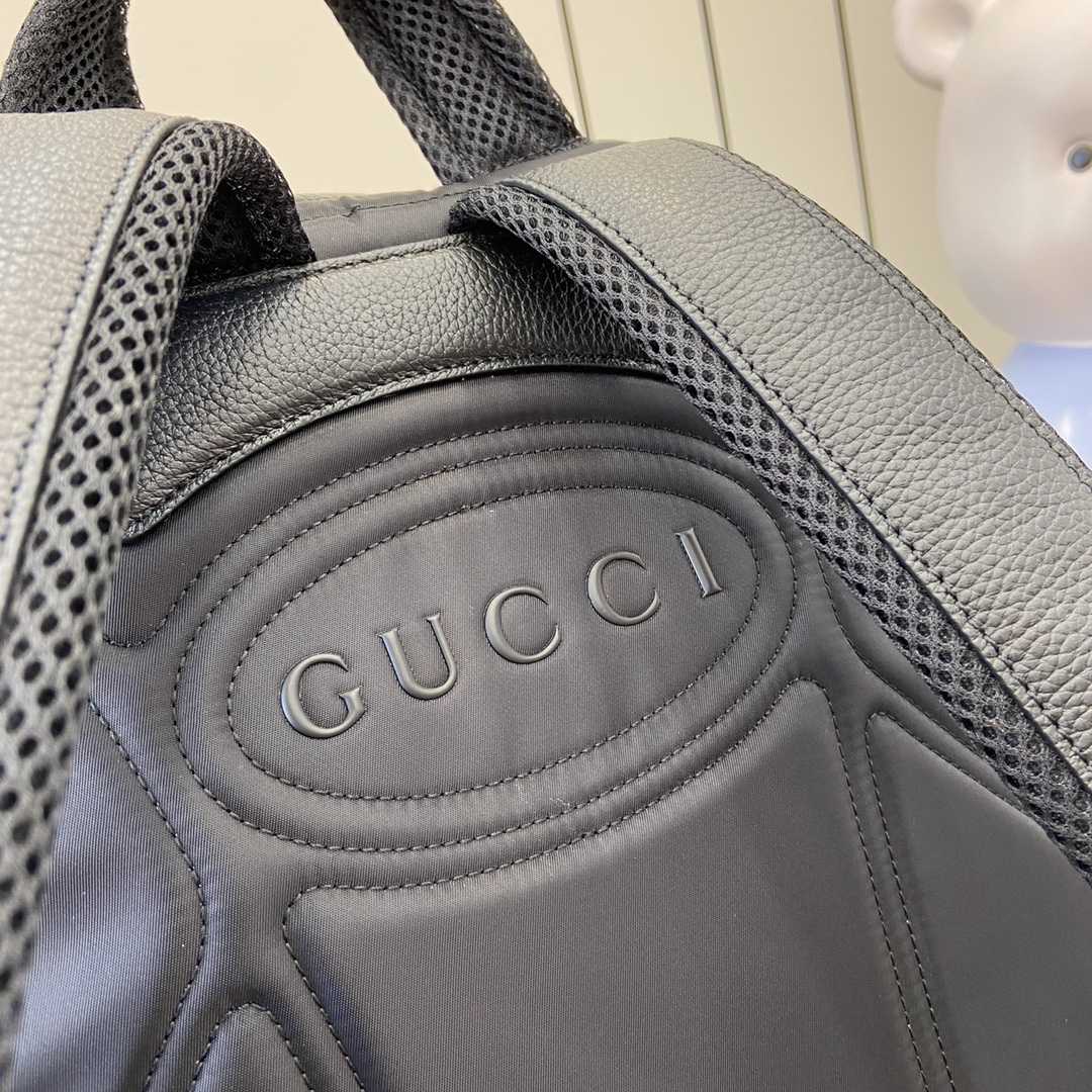 Gucci Medium Jumbo GG Backpack - DesignerGu