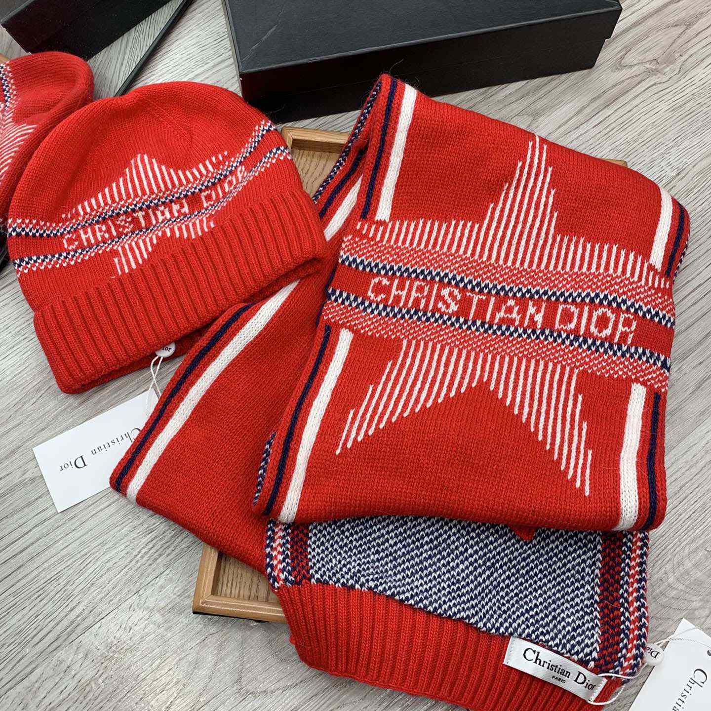 Dior Beanie And Scarf - DesignerGu