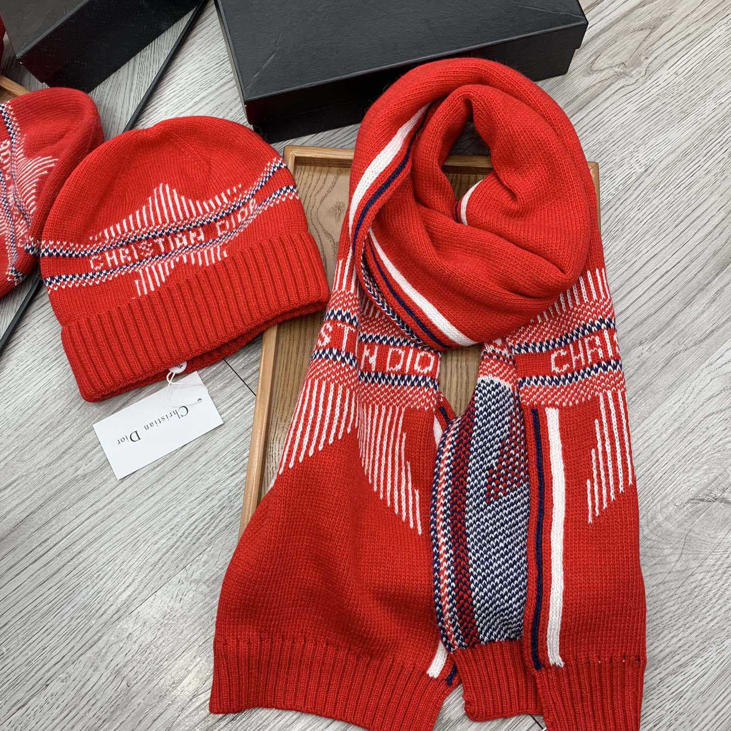 Dior Beanie And Scarf - DesignerGu