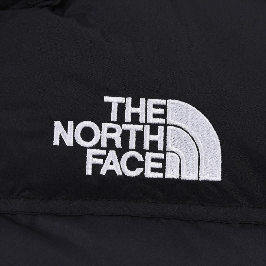 The North Face Retro Nuptse 700 Fill Goose Down Jacket  - DesignerGu