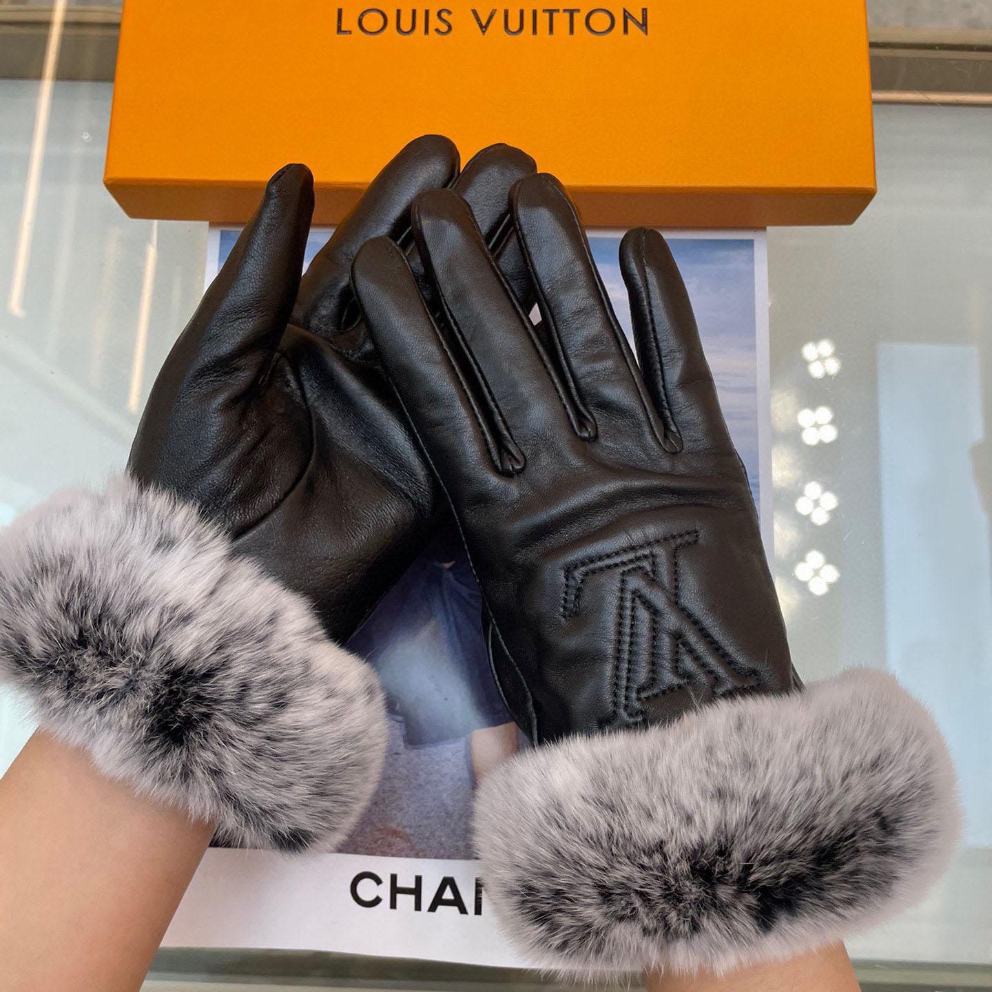 Louis Vuitton Gloves  - DesignerGu