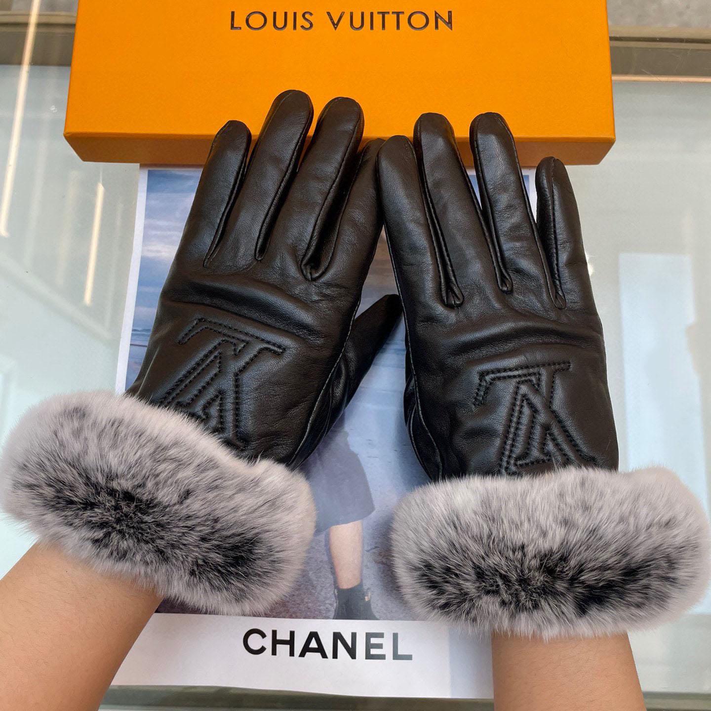 Louis Vuitton Gloves  - DesignerGu