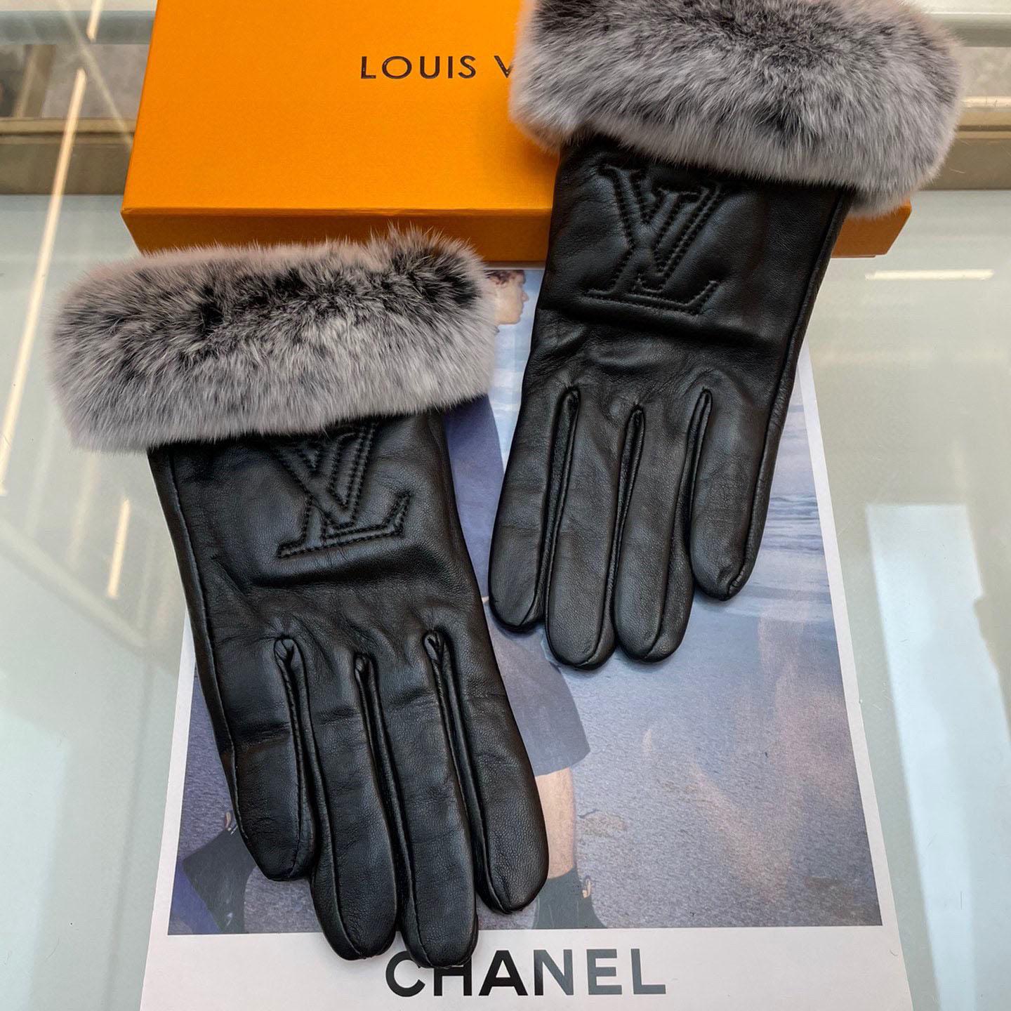 Louis Vuitton Gloves  - DesignerGu