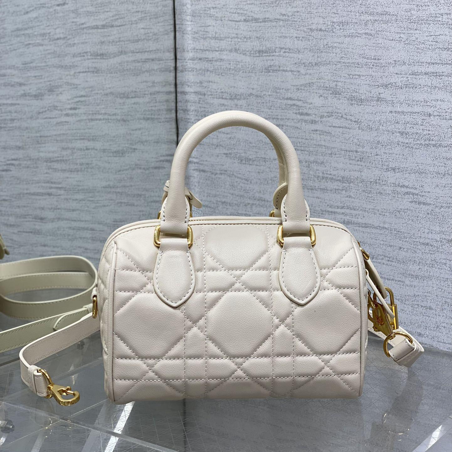 Dior Groove 20 Bag  - DesignerGu