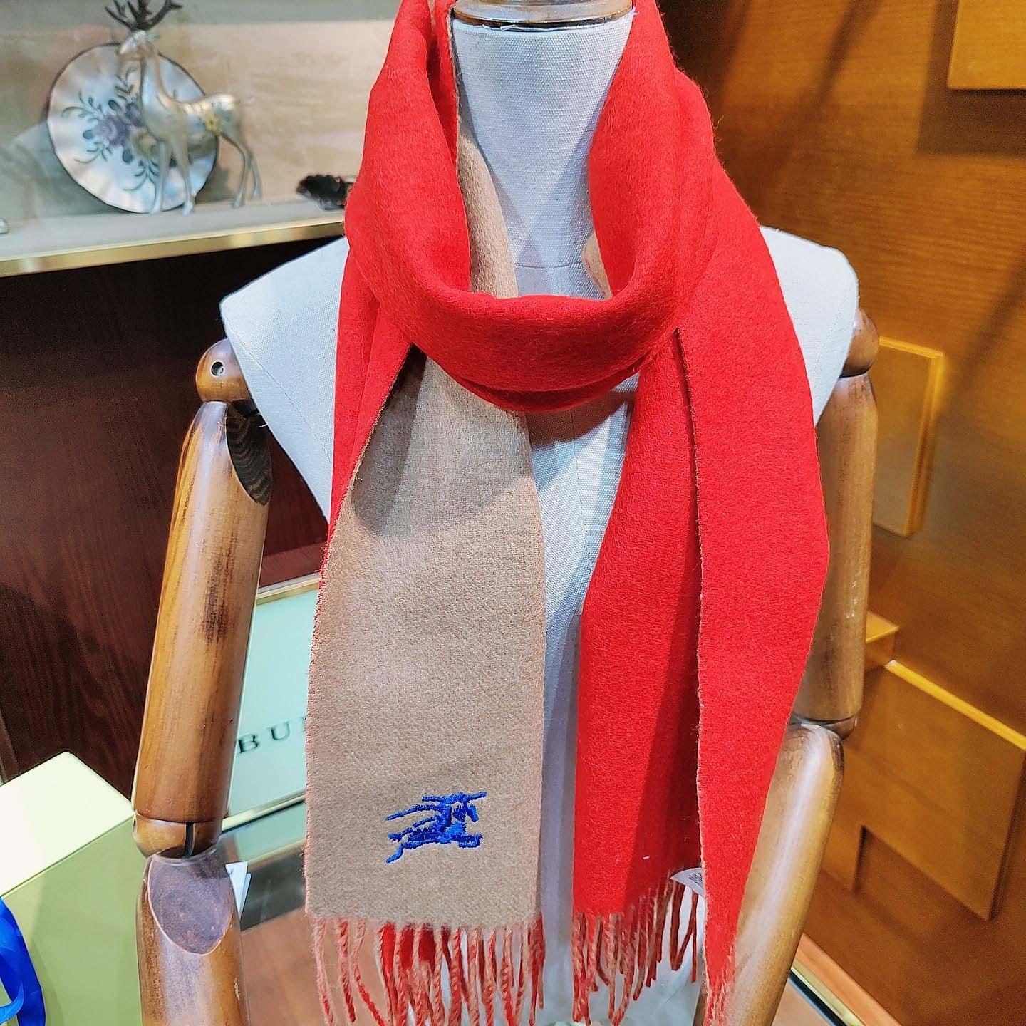 Burberry Reversible Cashmere Scarf - DesignerGu