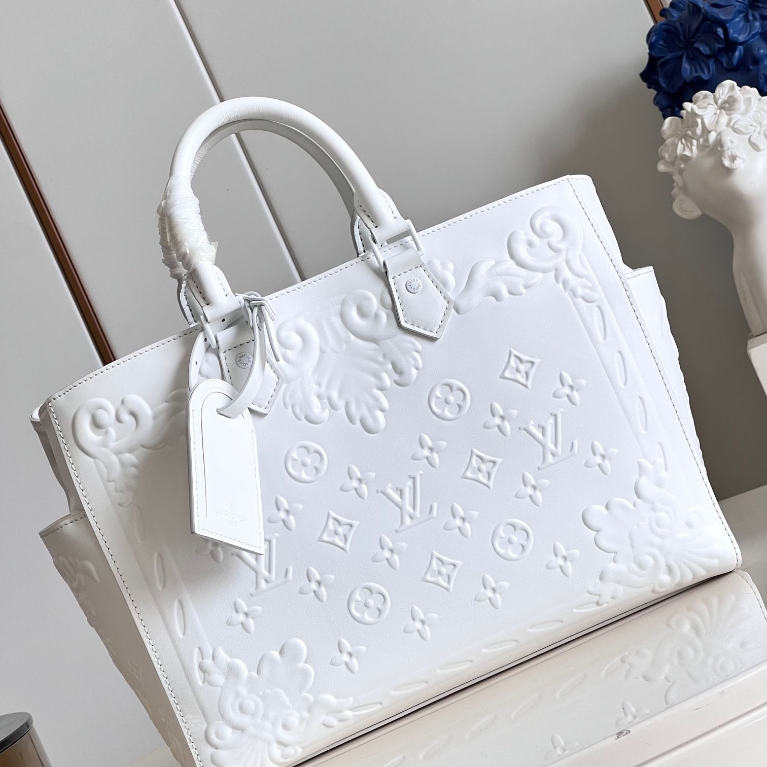 Louis Vuitton Sac Plat  M21841 - DesignerGu