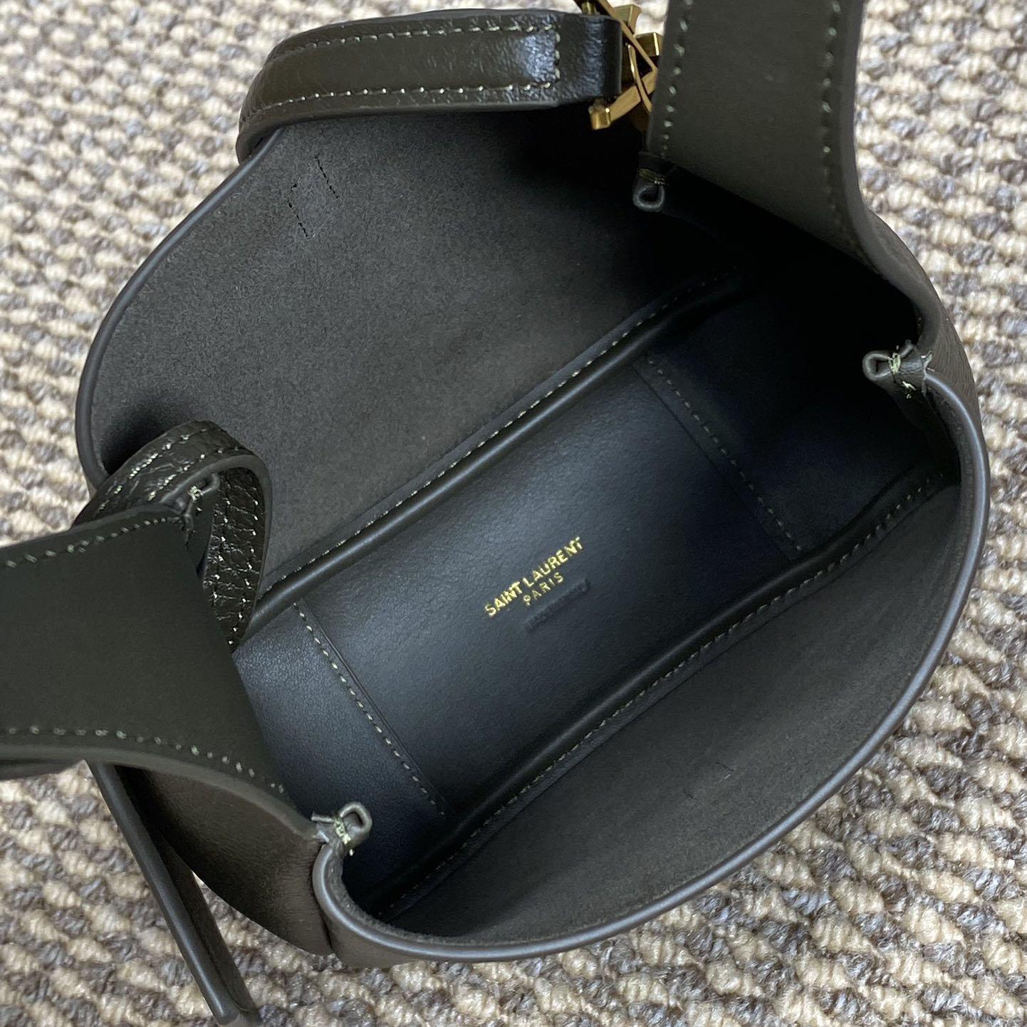 Saint Laurent LE 5 À 7 Supple Baby In Grained Leather - DesignerGu