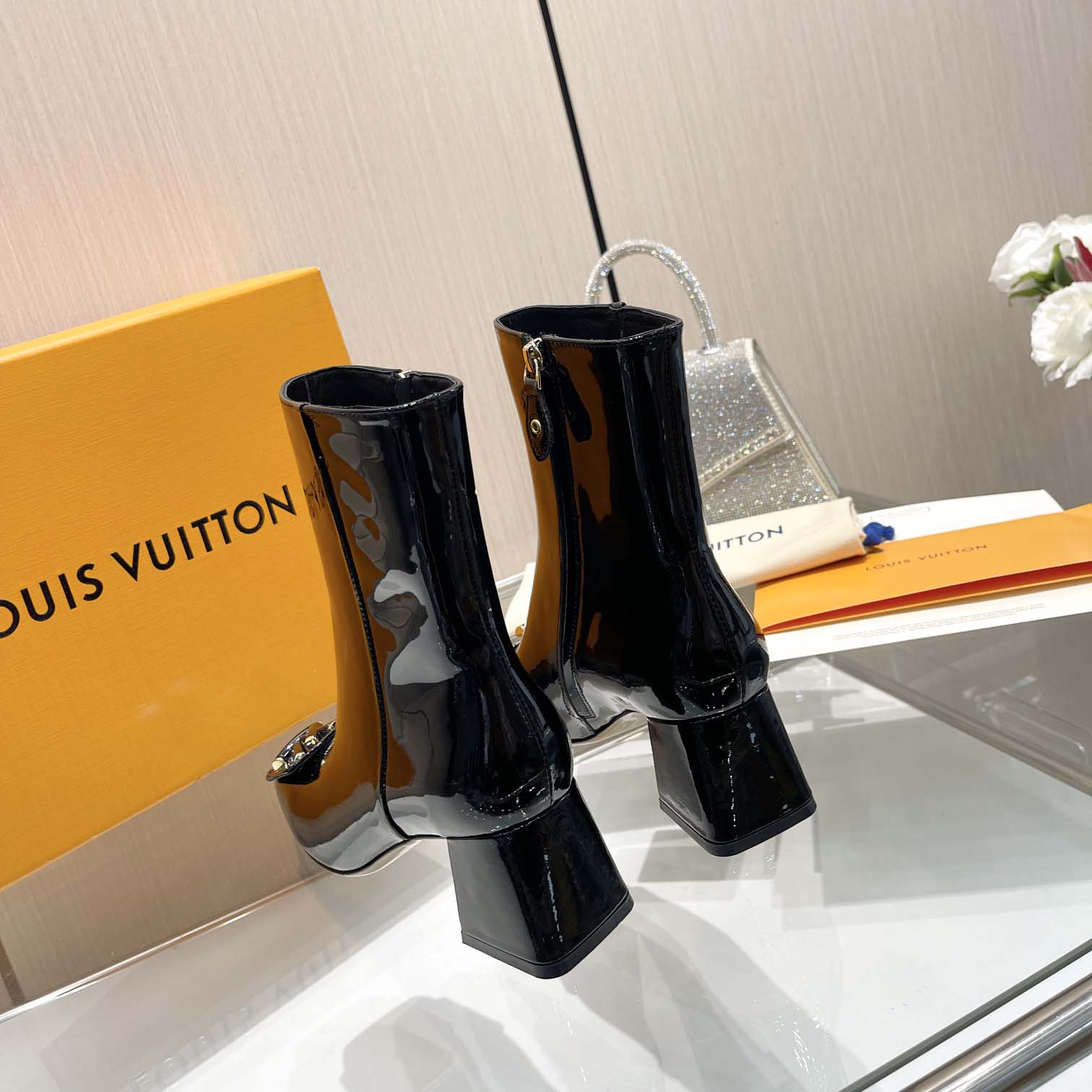 Louis Vuitton Shake Platform Ankle - DesignerGu