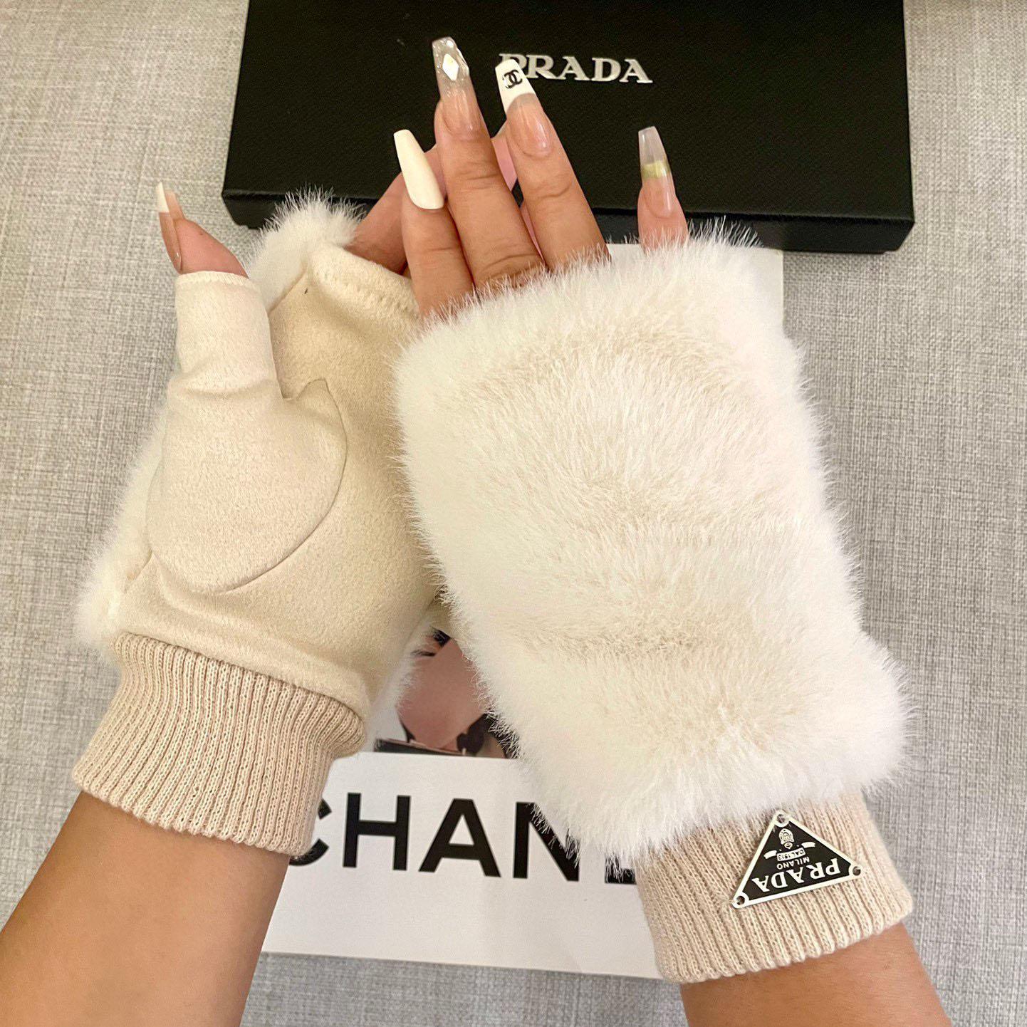 Prada Gloves  - DesignerGu